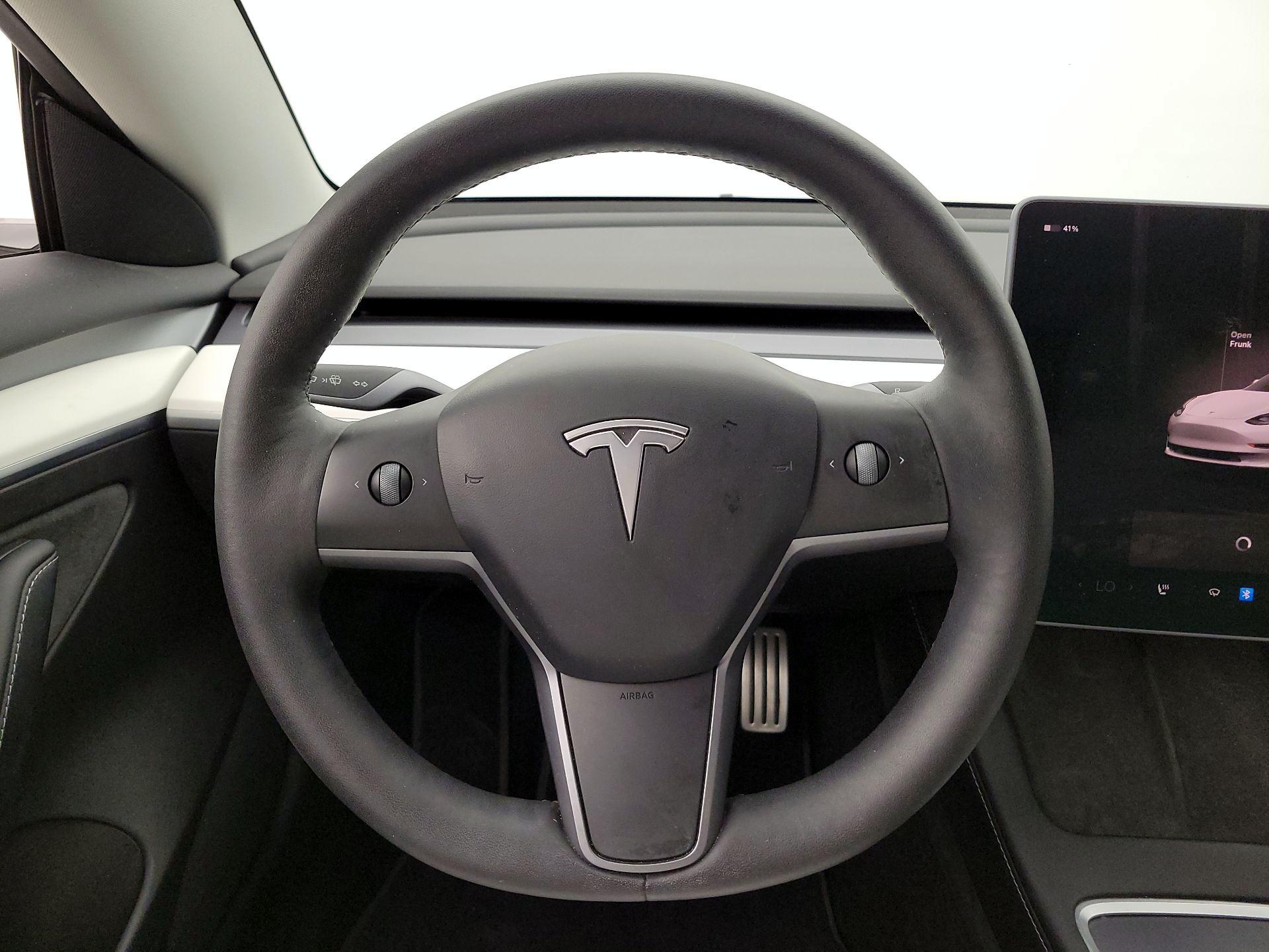 Thumbnail: 2022 Tesla Model 3 - 10