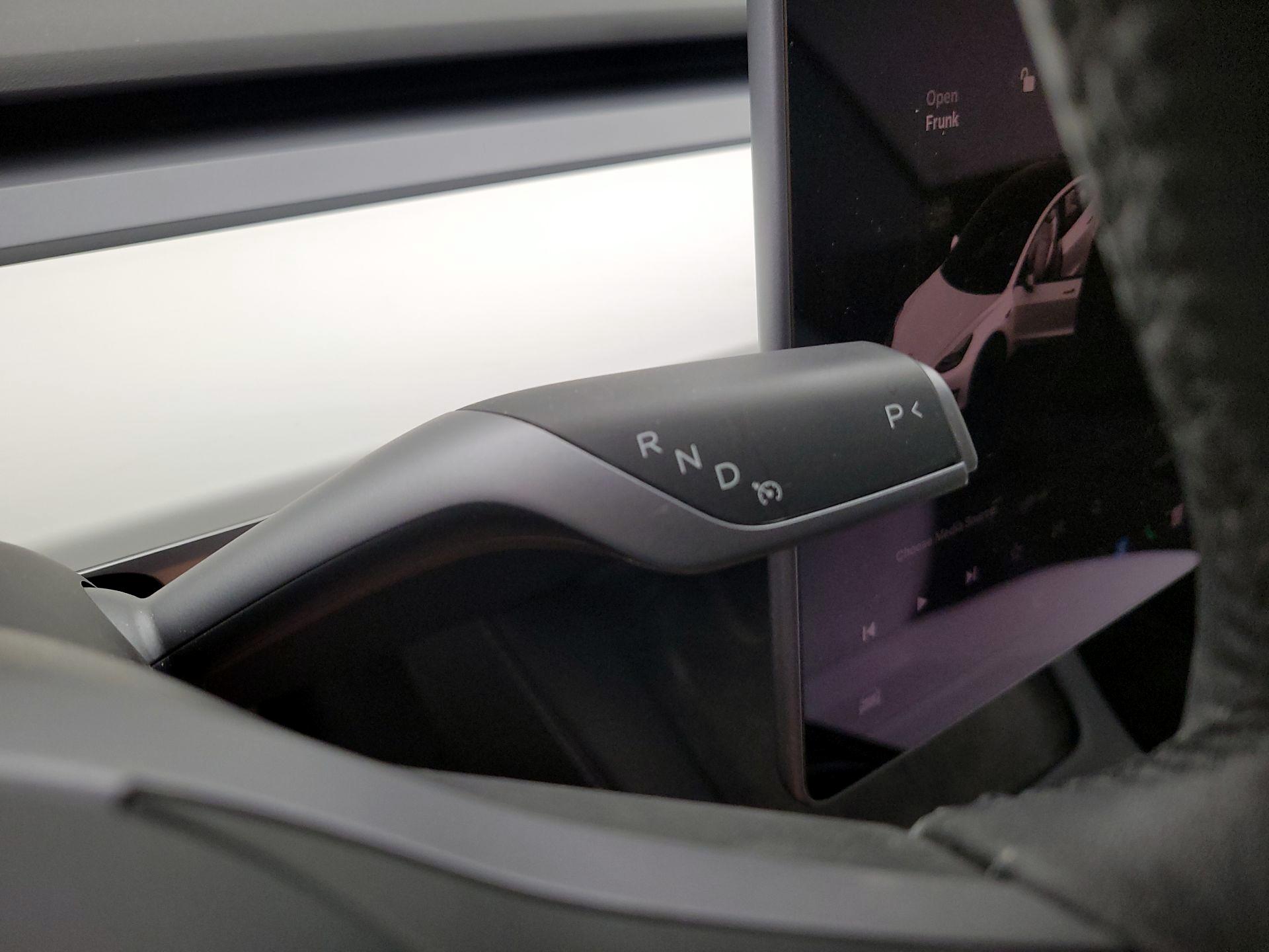 Thumbnail: 2022 Tesla Model 3 - 17