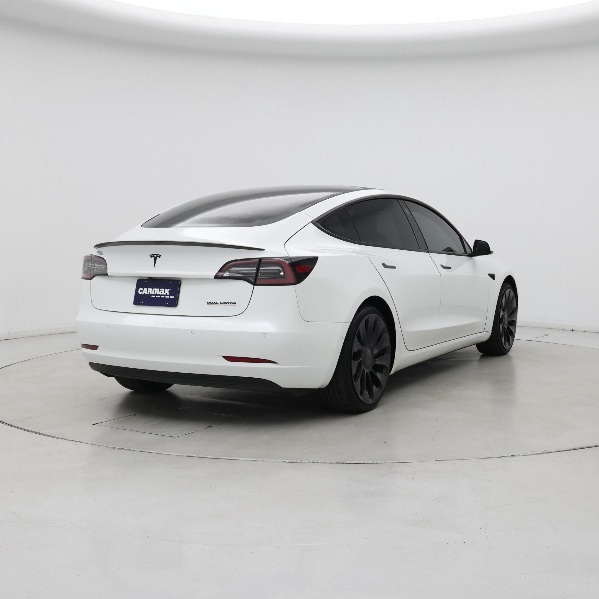 Thumbnail: 2022 Tesla Model 3 - 8