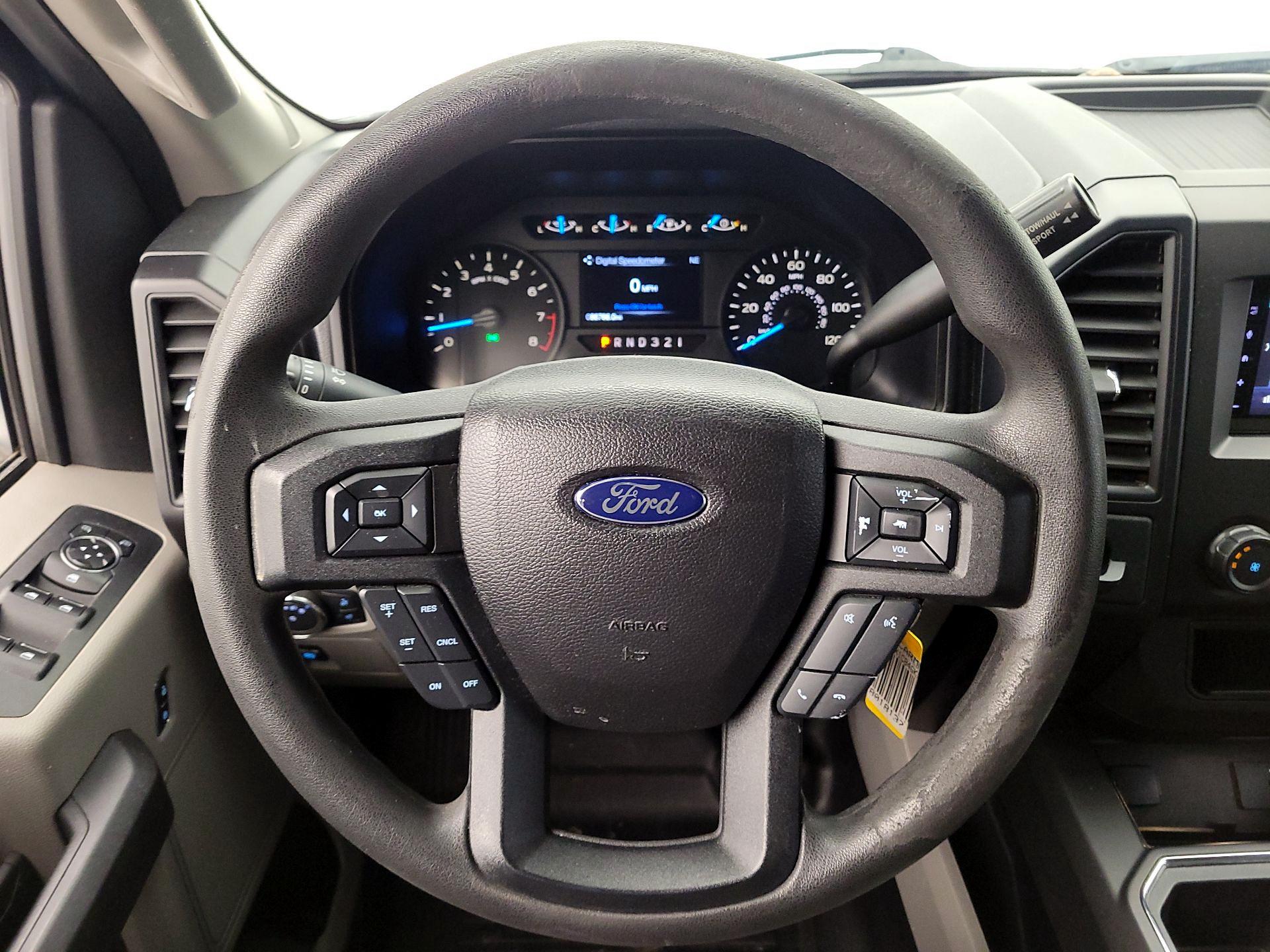 Thumbnail: 2016 Ford F-150 - 10