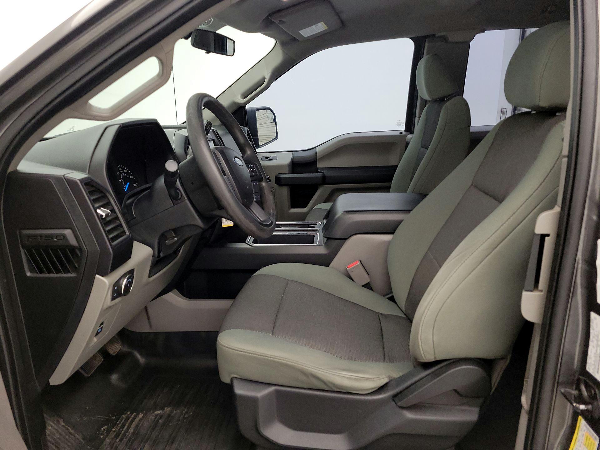 Thumbnail: 2016 Ford F-150 - 11