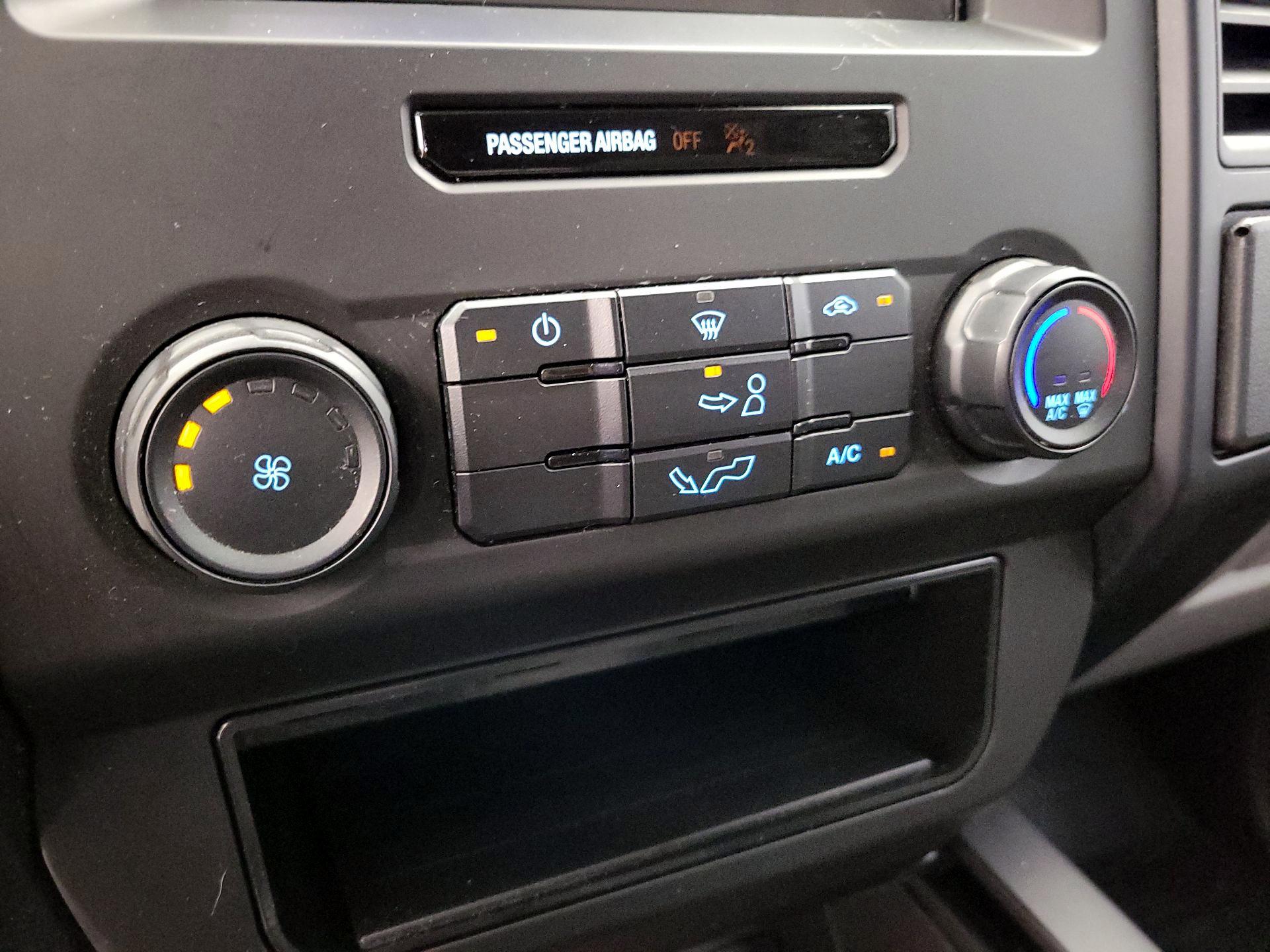 Thumbnail: 2016 Ford F-150 - 16