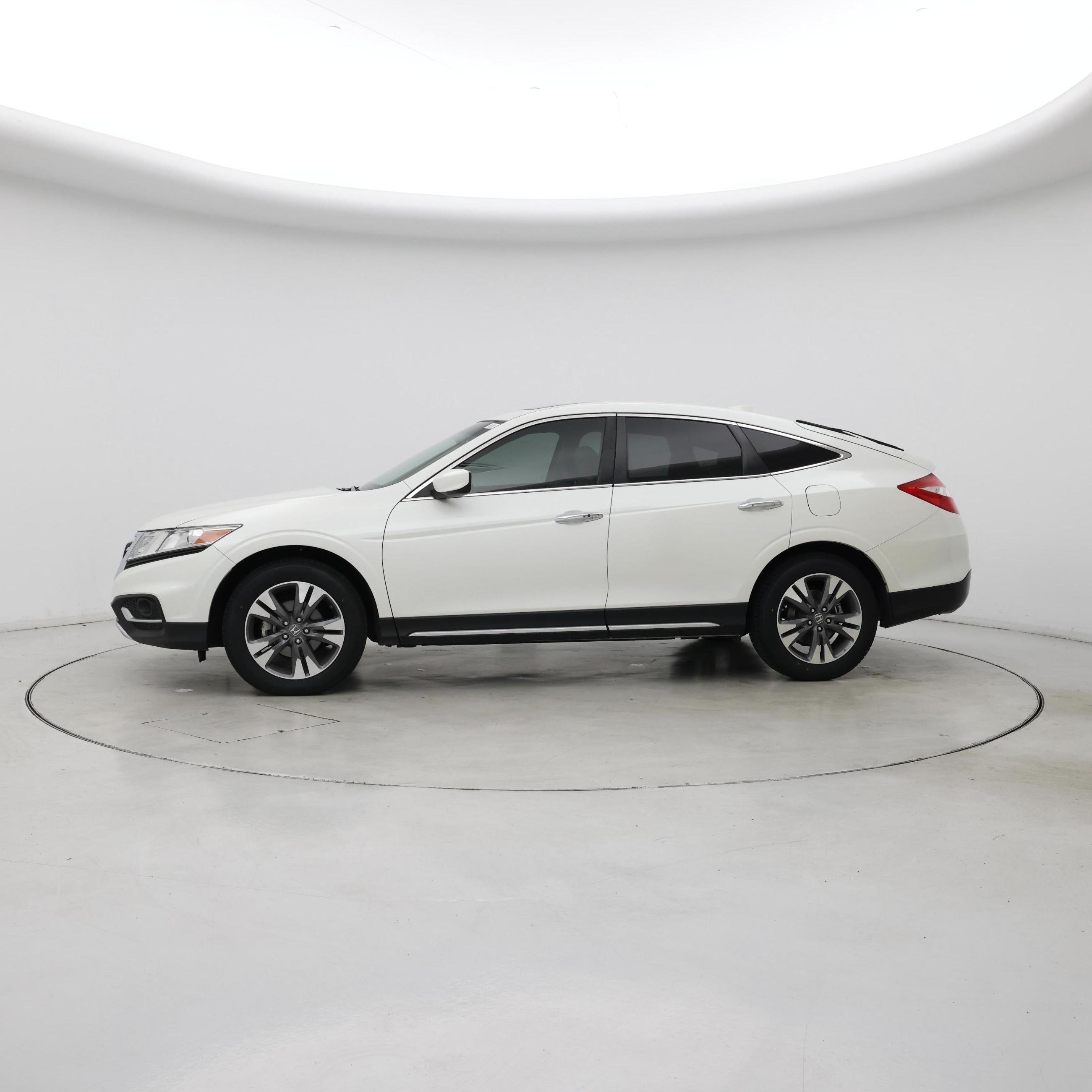 Thumbnail: 2014 Honda Accord Crosstour - 3