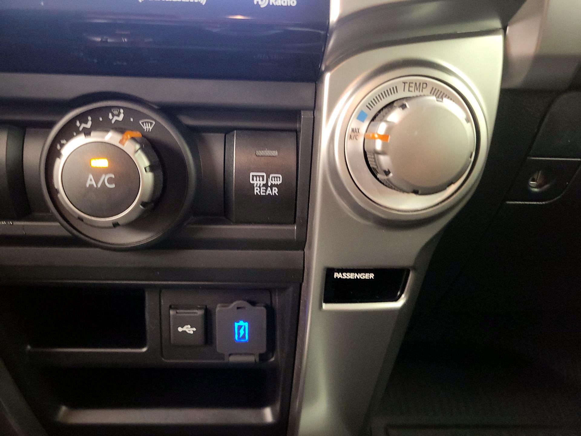 Thumbnail: 2023 Toyota 4Runner - 17