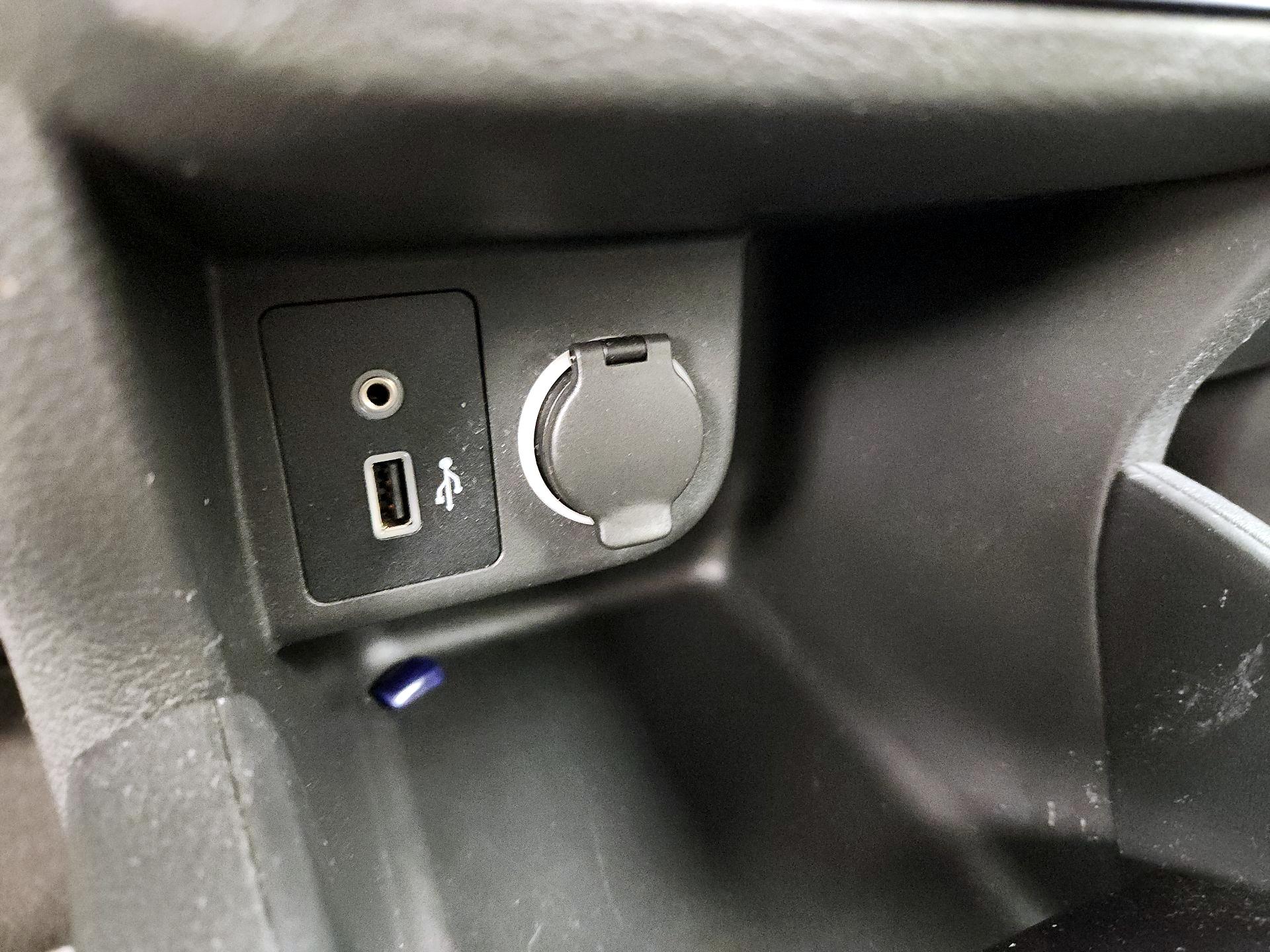 Thumbnail: 2020 Nissan Kicks - 18