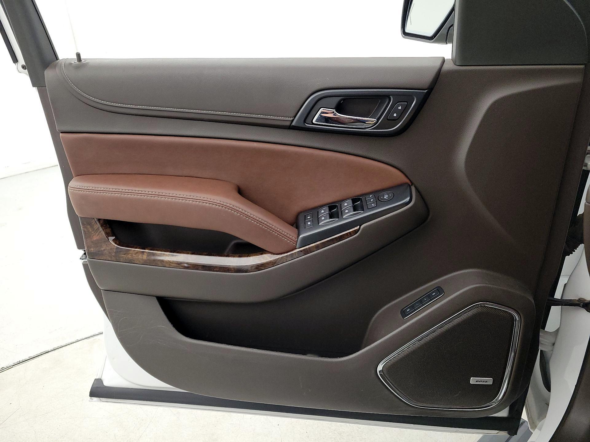 Thumbnail: 2019 Chevrolet Tahoe - 12