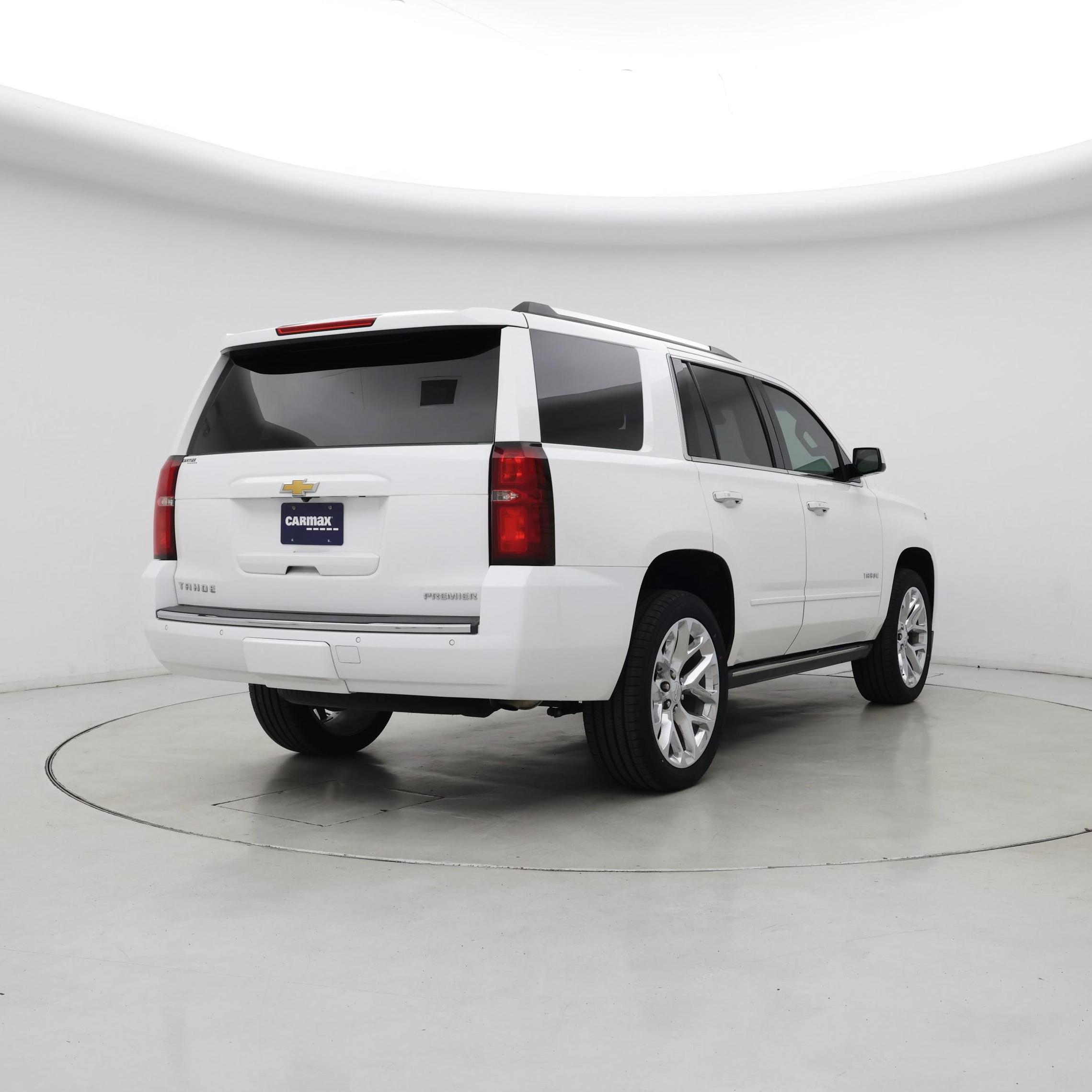 Thumbnail: 2019 Chevrolet Tahoe - 8