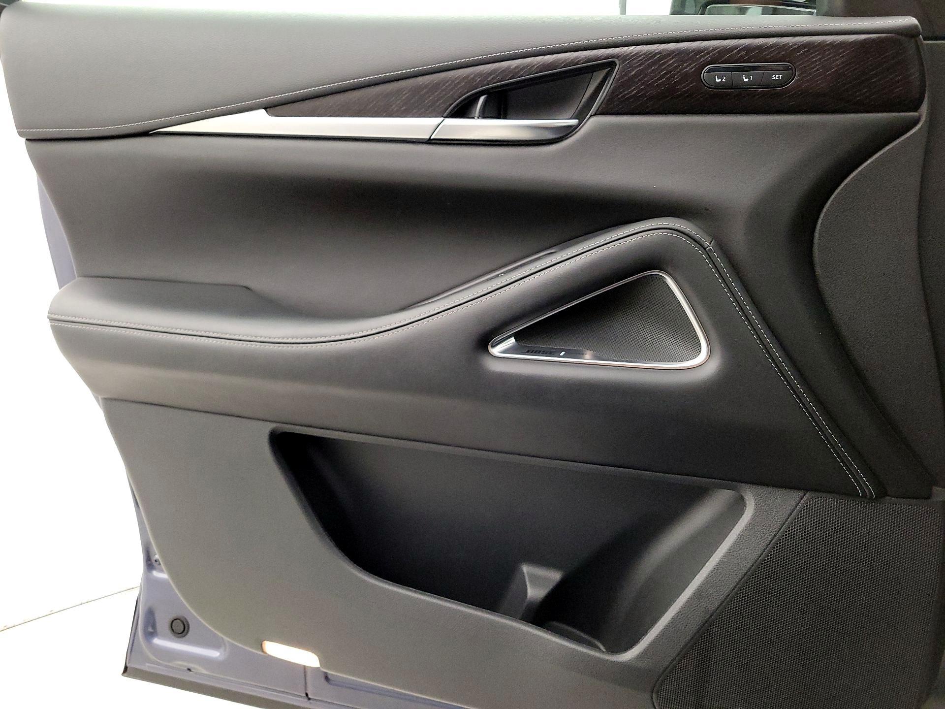 Thumbnail: 2022 INFINITI QX60 - 12