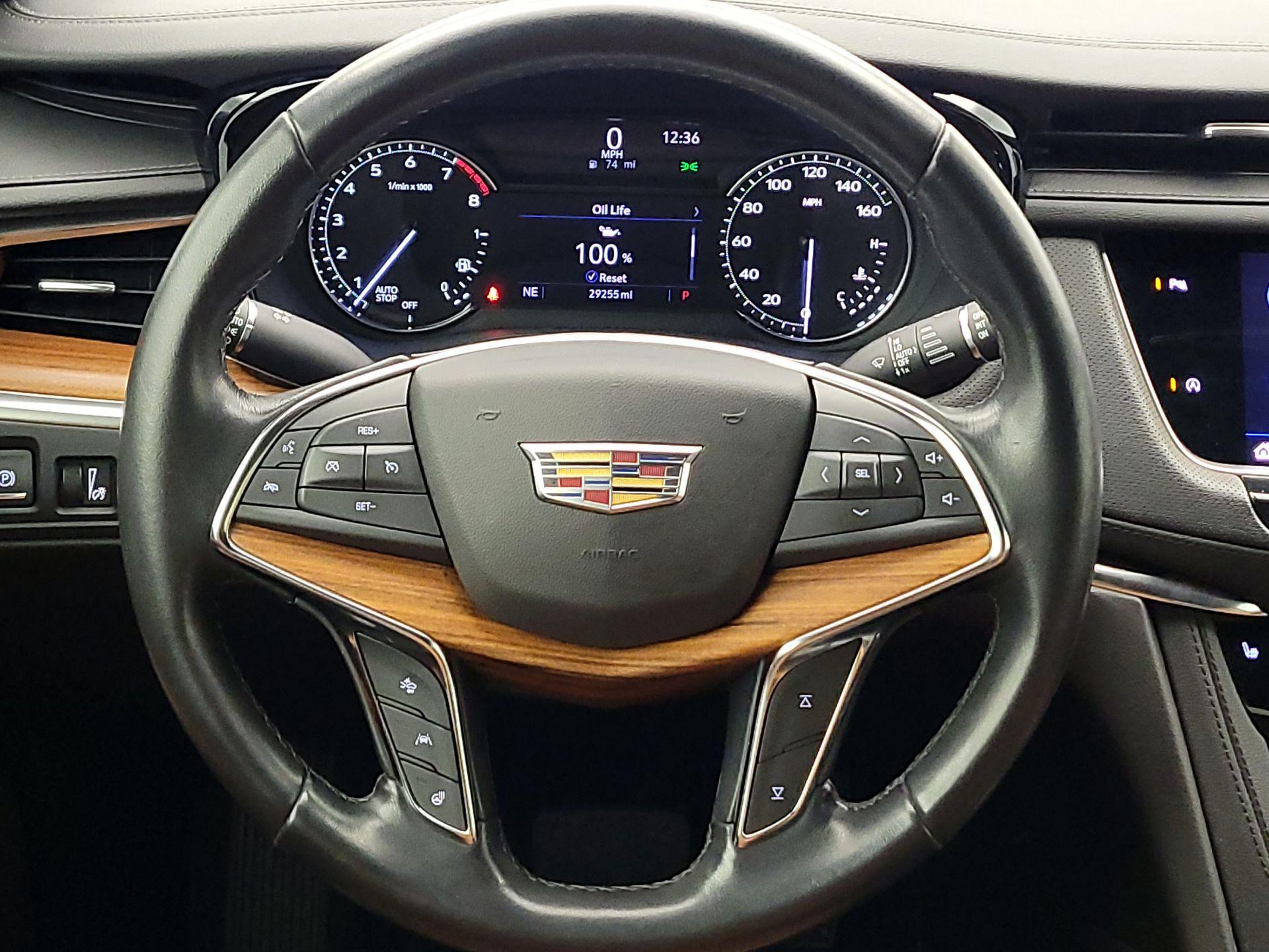 Thumbnail: 2020 Cadillac XT5 - 10