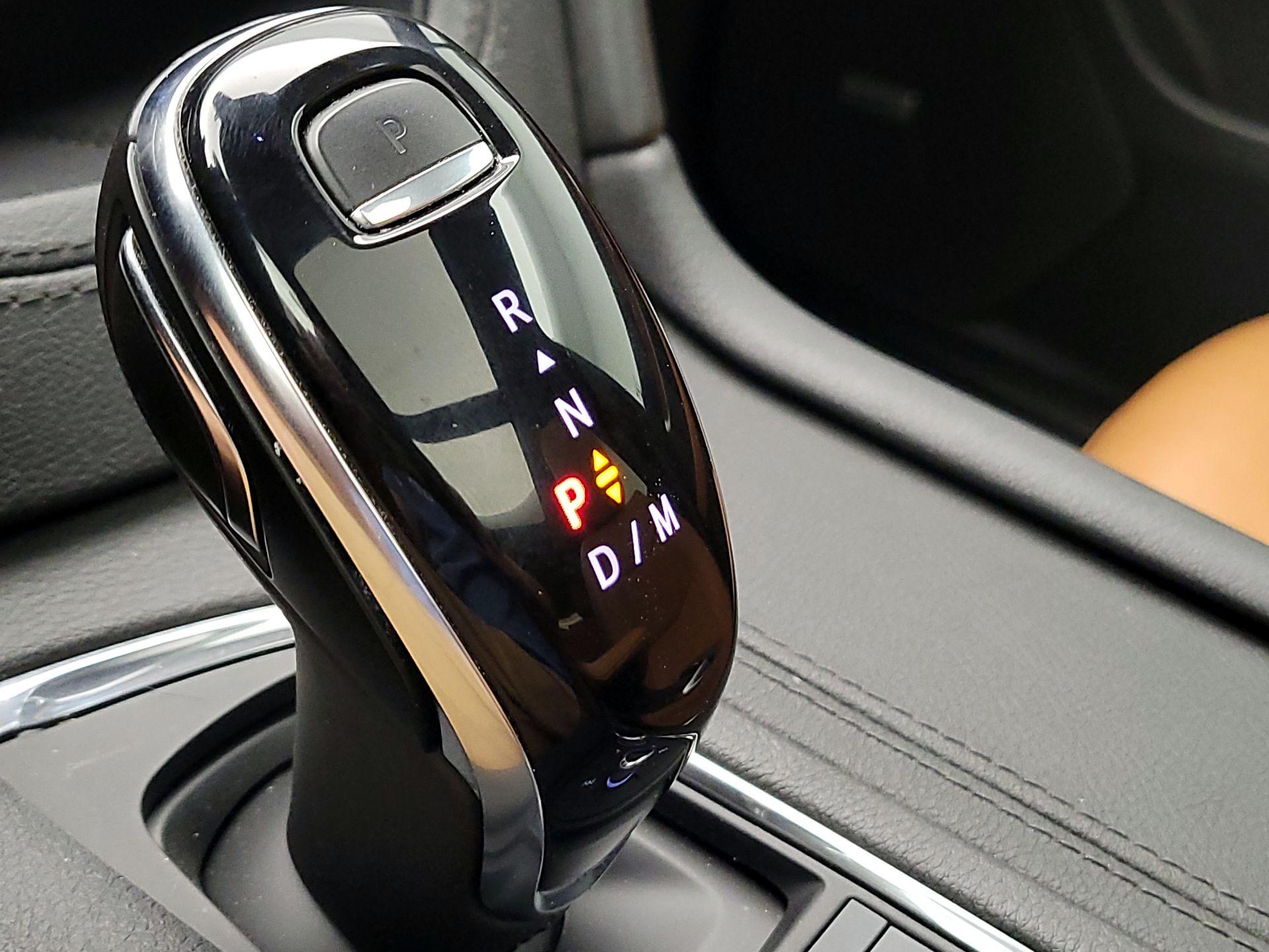 Thumbnail: 2020 Cadillac XT5 - 17