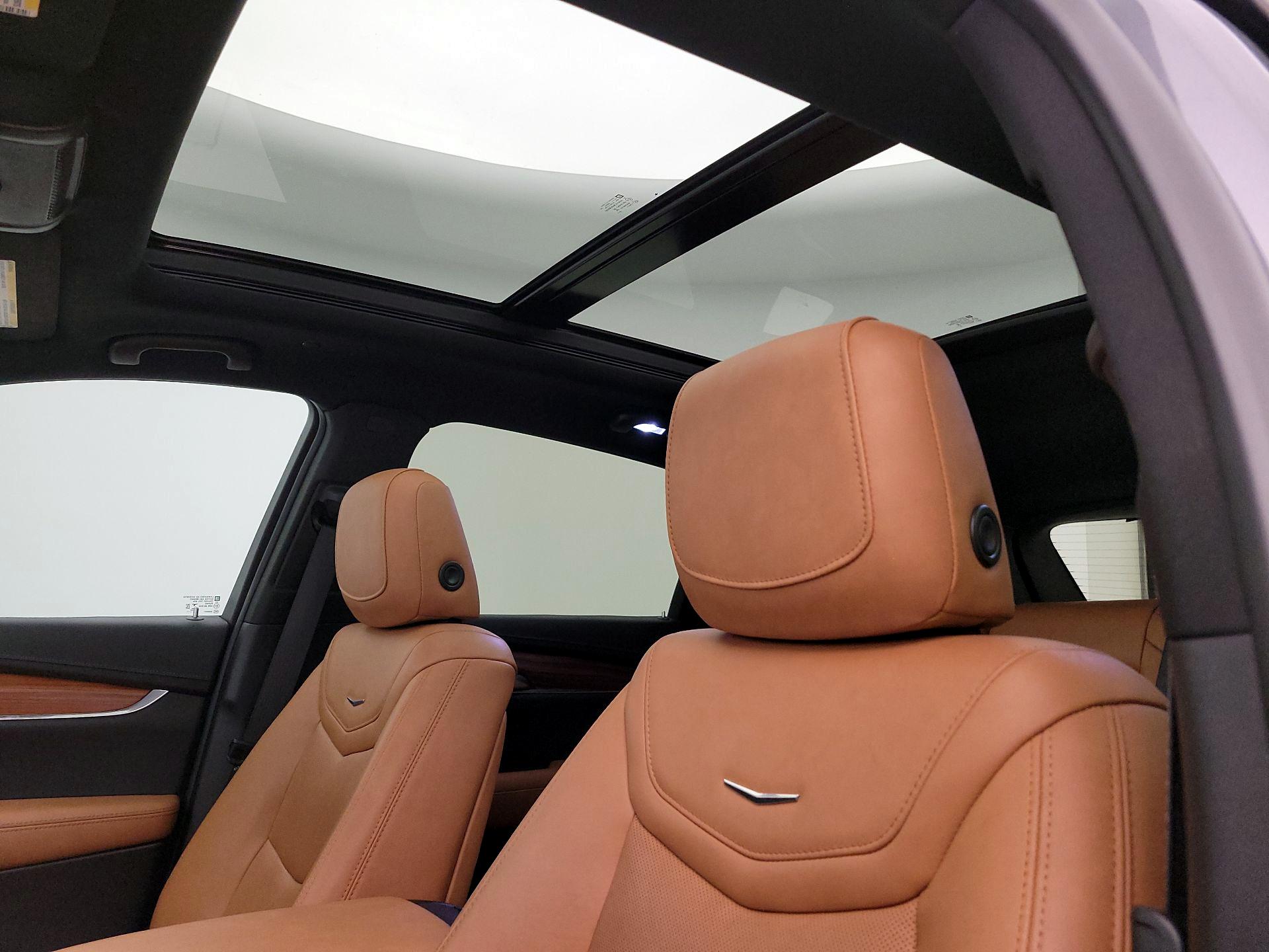 Thumbnail: 2020 Cadillac XT5 - 19