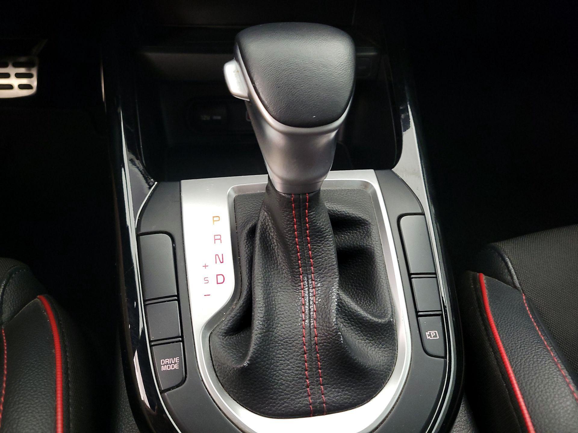 Thumbnail: 2023 Kia Forte - 18