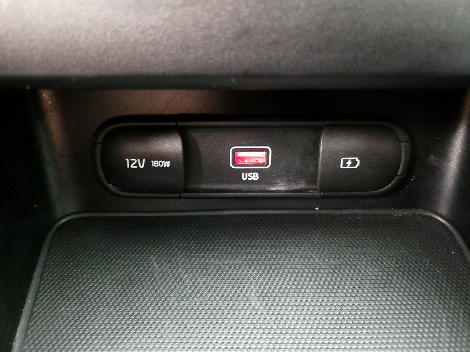 Thumbnail: 2023 Kia Forte - 19