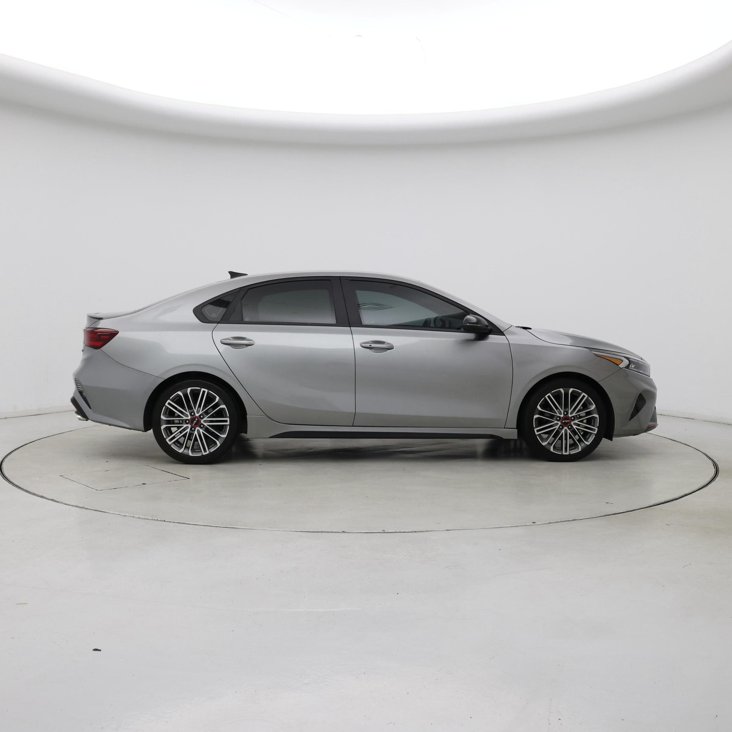 Thumbnail: 2023 Kia Forte - 7