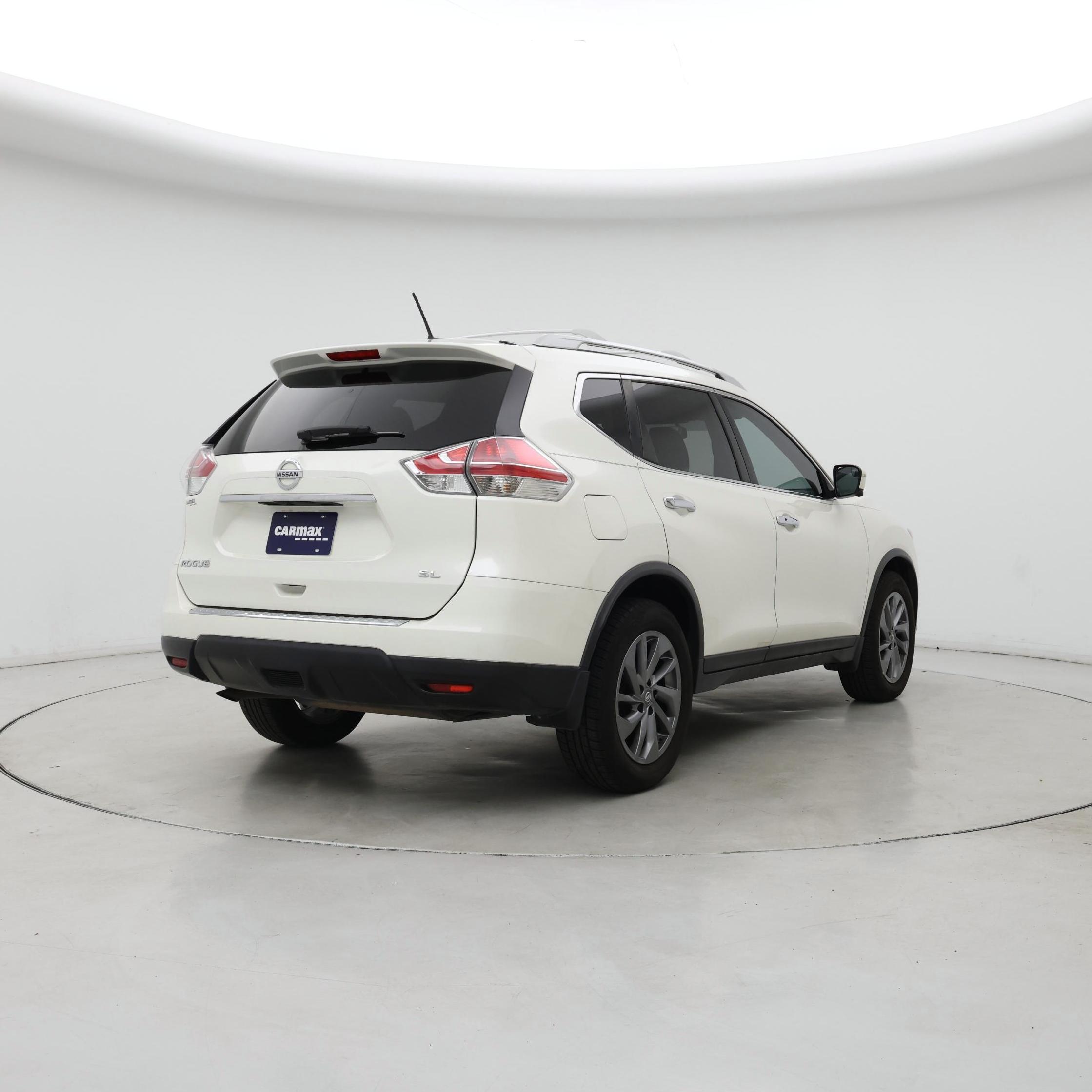 Thumbnail: 2016 Nissan Rogue - 8