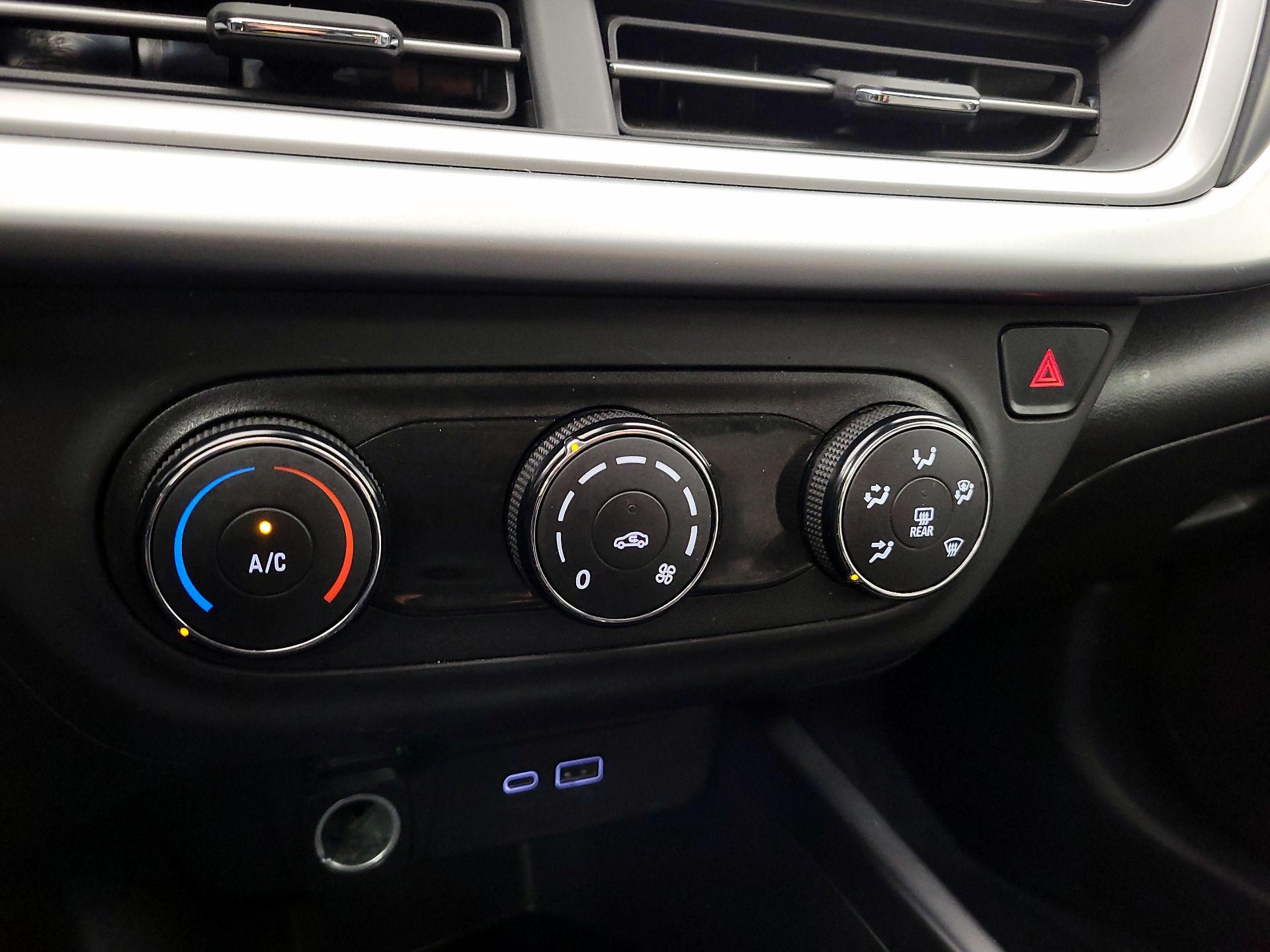 Thumbnail: 2024 Chevrolet Trax - 16