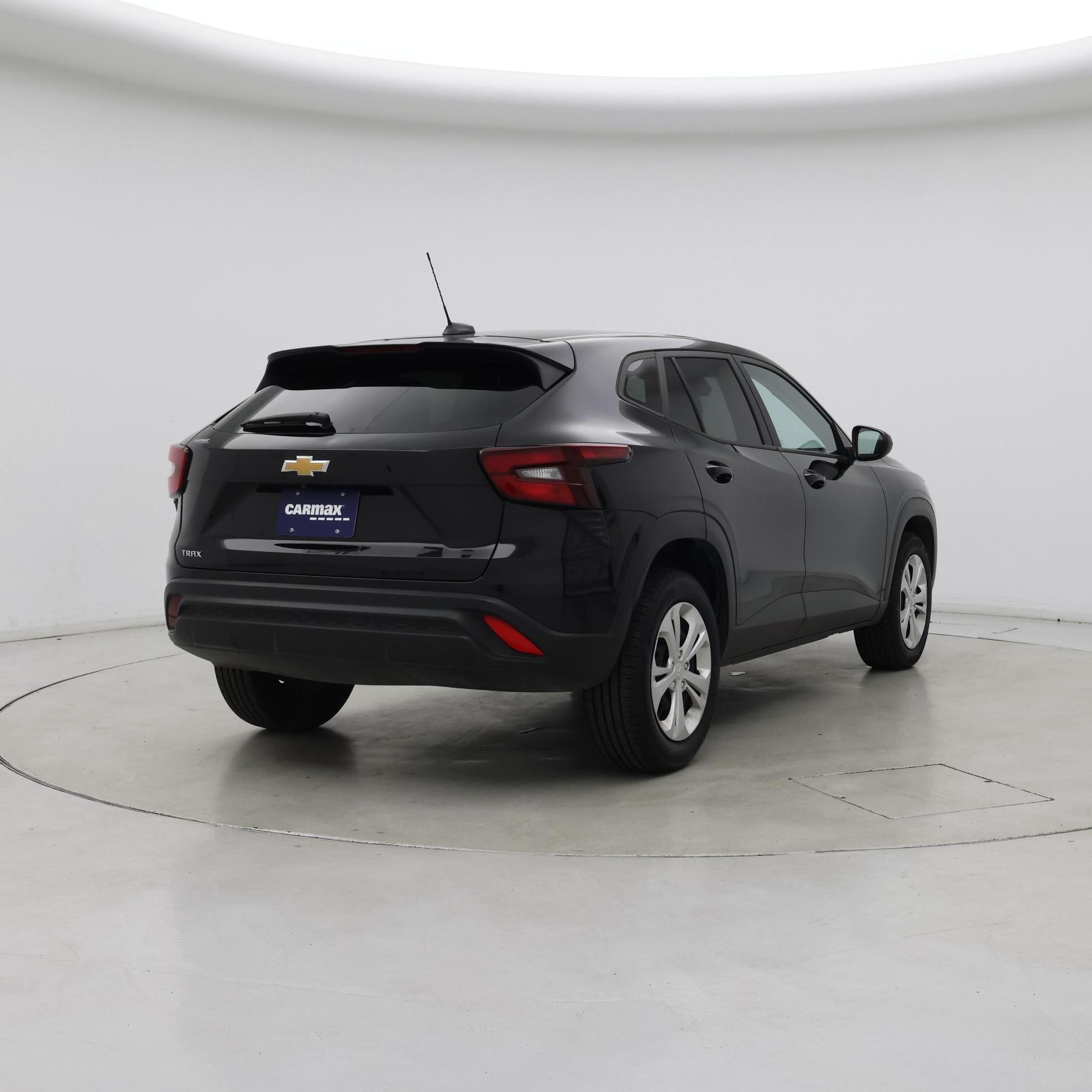 Thumbnail: 2024 Chevrolet Trax - 8