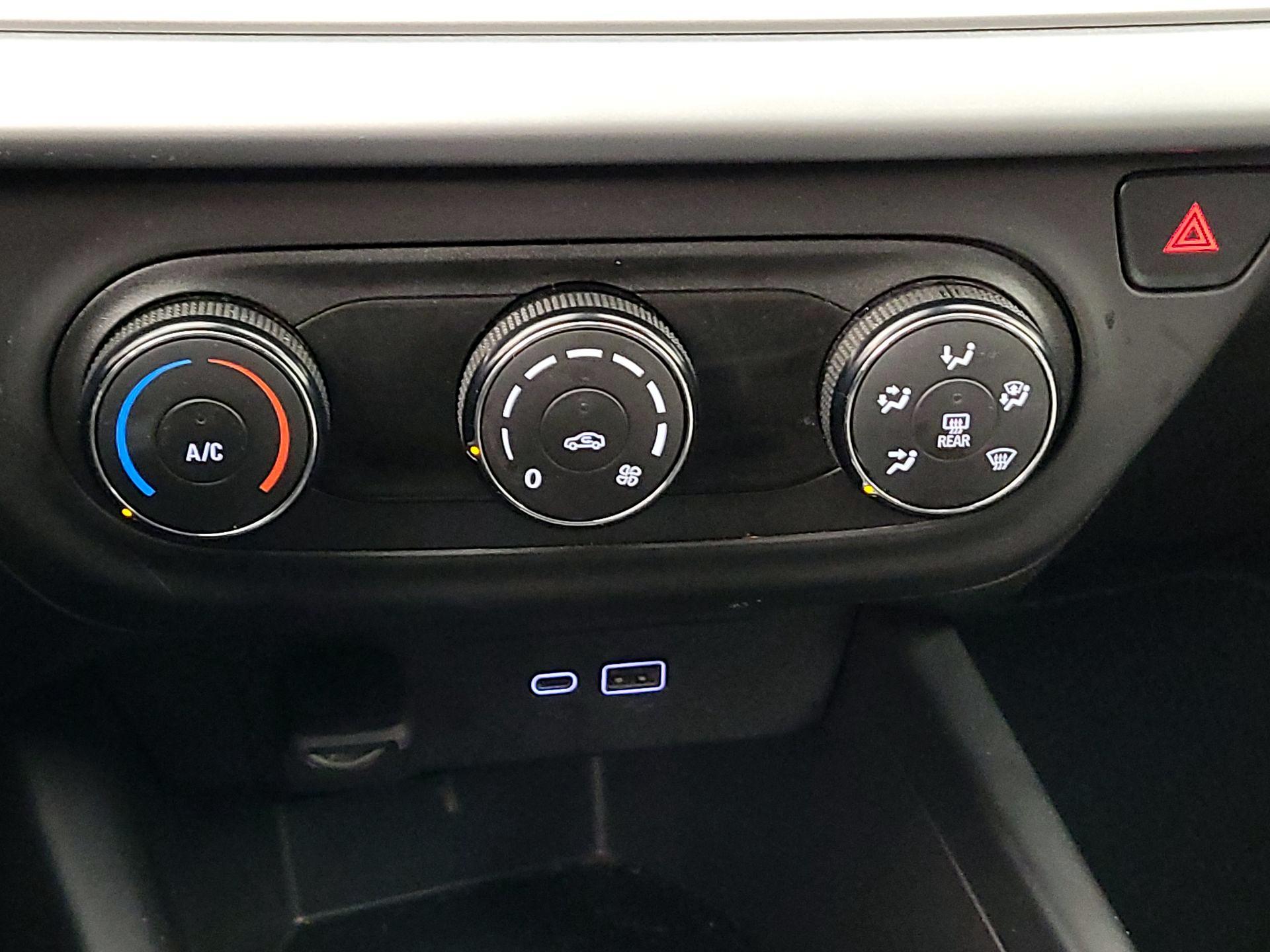 Thumbnail: 2024 Chevrolet Trax - 16