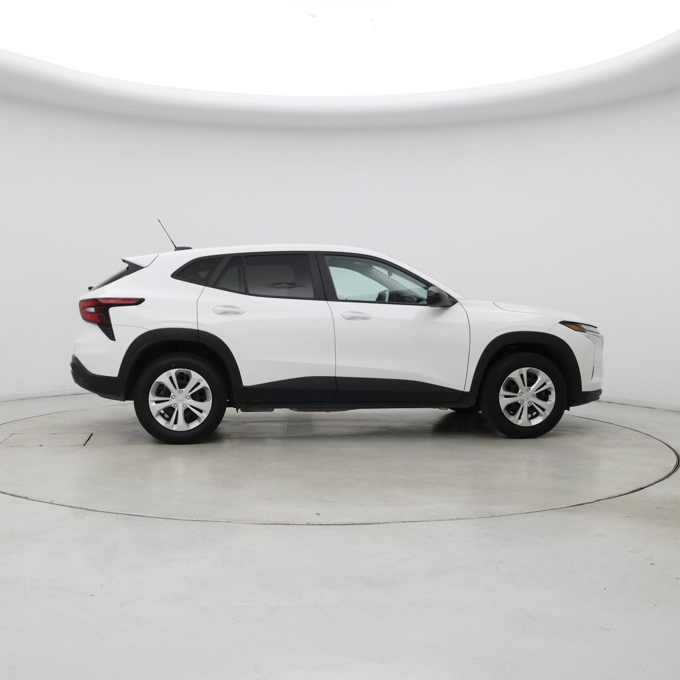 Thumbnail: 2024 Chevrolet Trax - 7