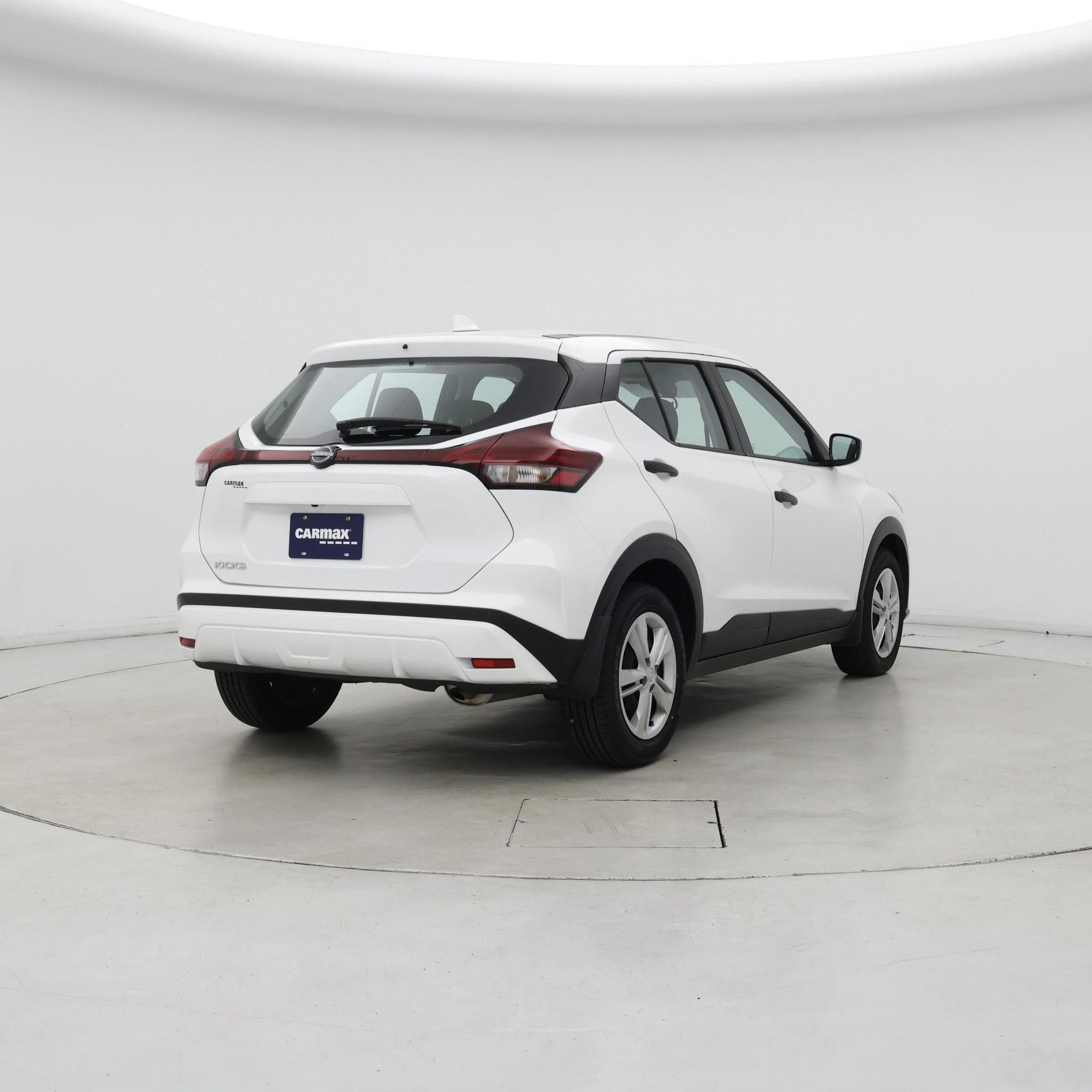 Thumbnail: 2024 Nissan Kicks - 8