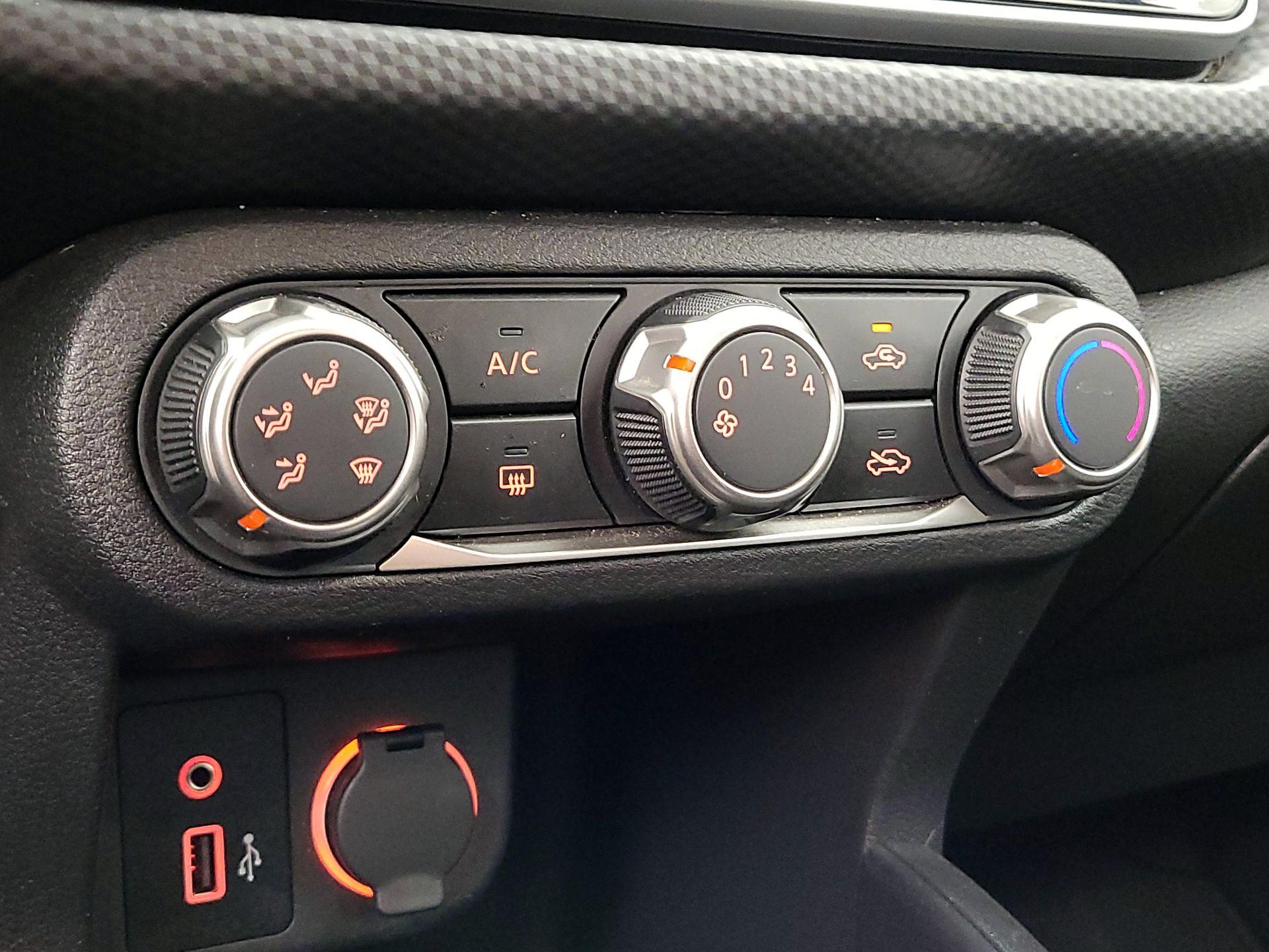 Thumbnail: 2024 Nissan Kicks - 16