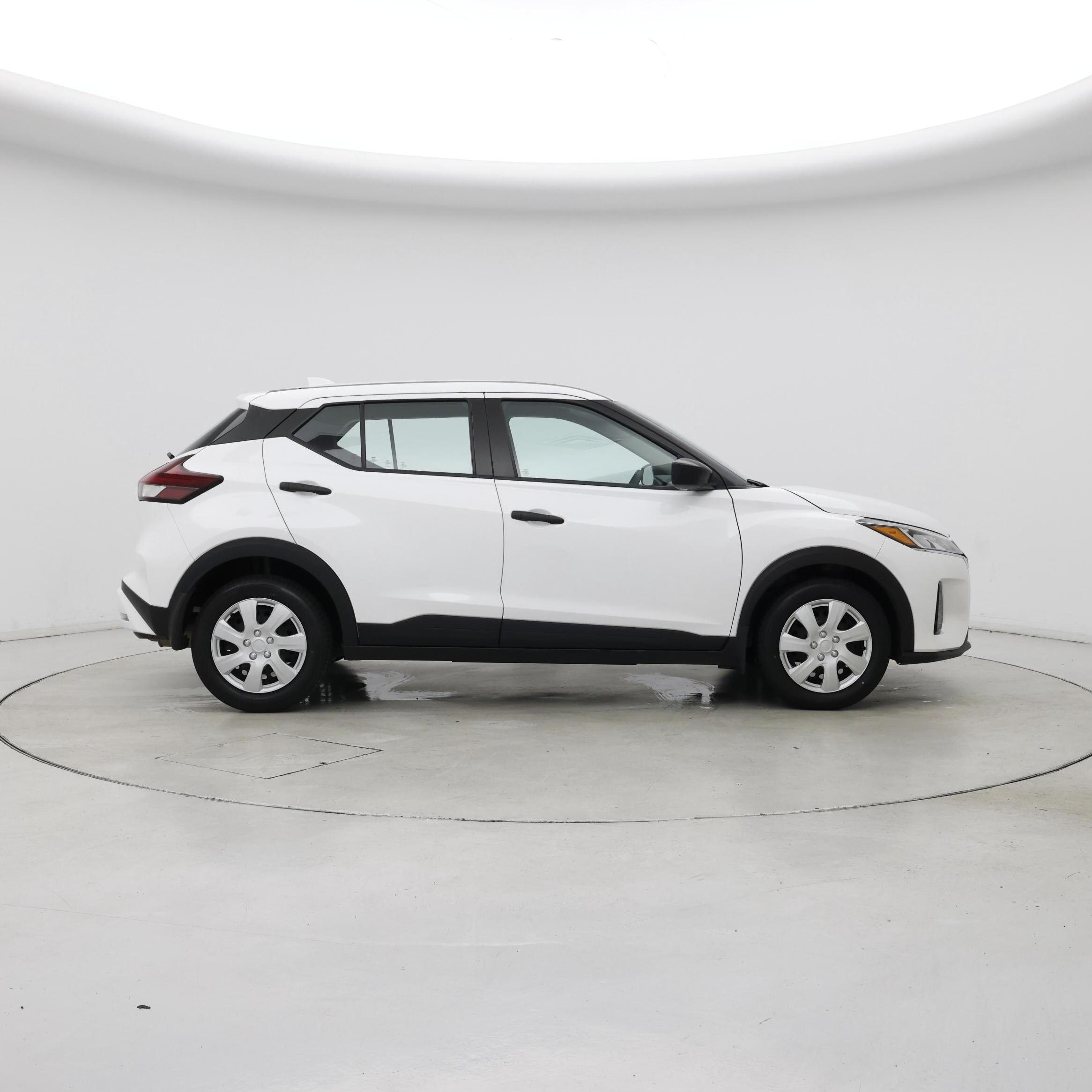 Thumbnail: 2024 Nissan Kicks - 7