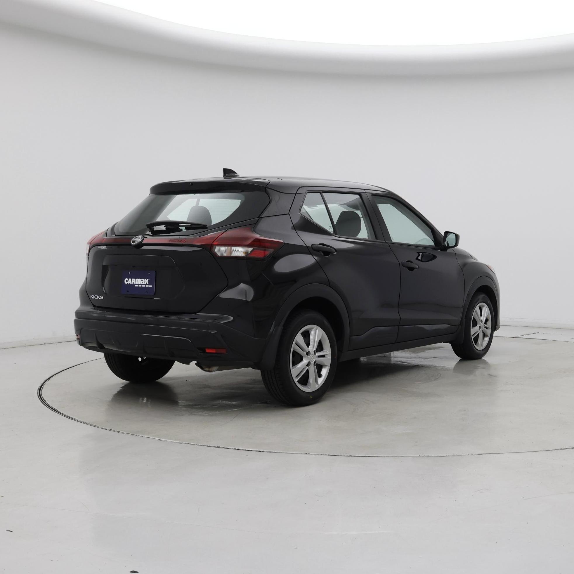 Thumbnail: 2024 Nissan Kicks - 8