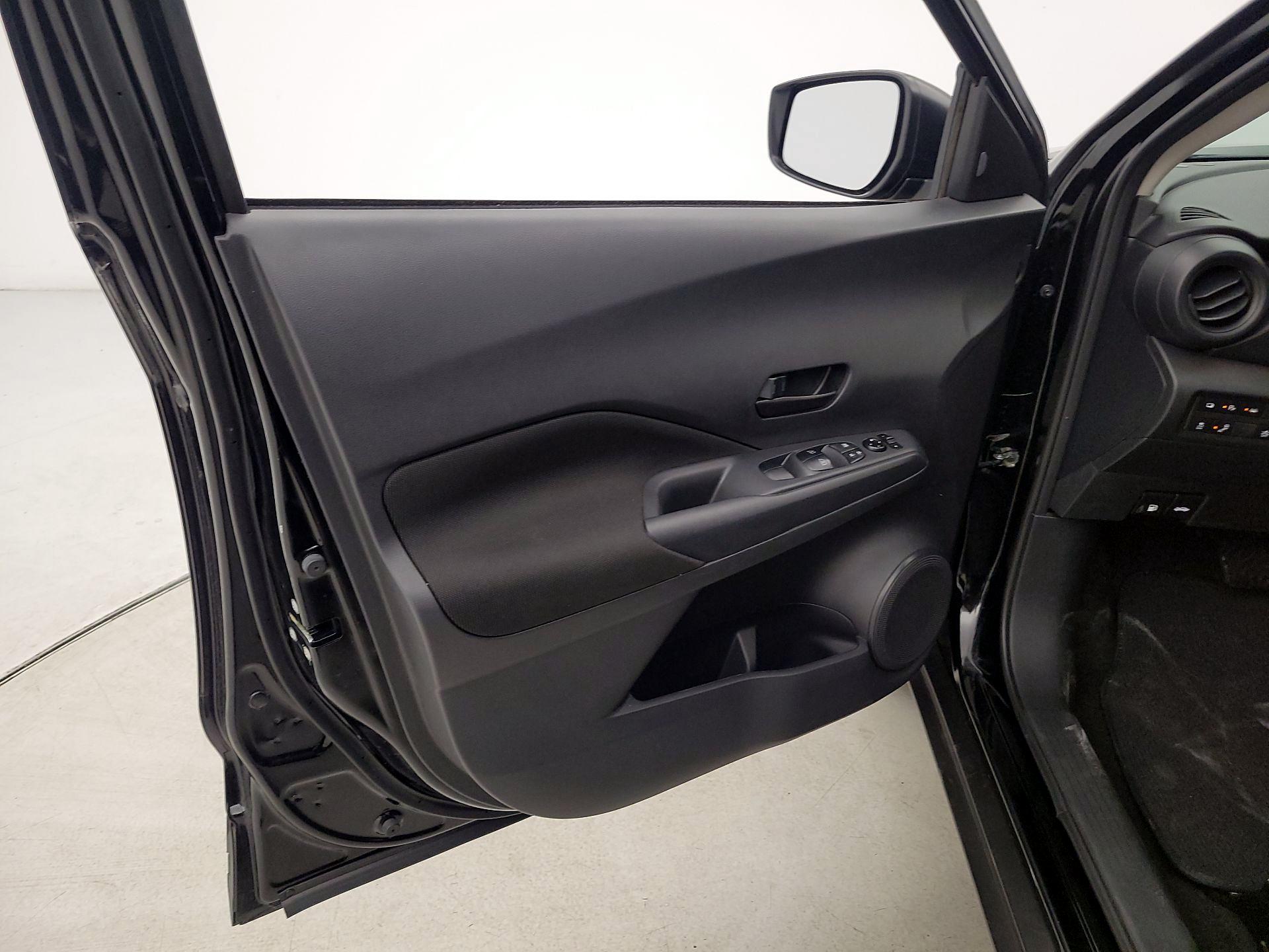 Thumbnail: 2024 Nissan Kicks - 12