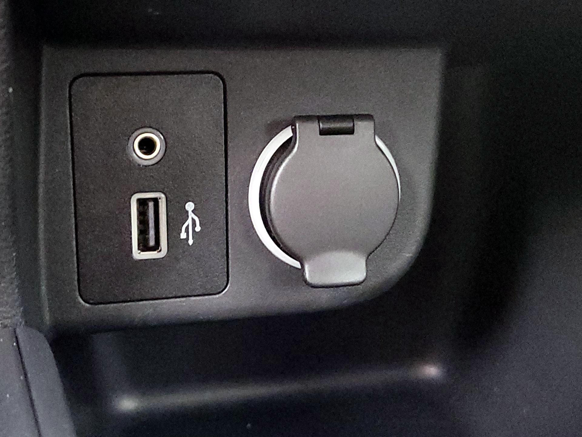 Thumbnail: 2024 Nissan Kicks - 18