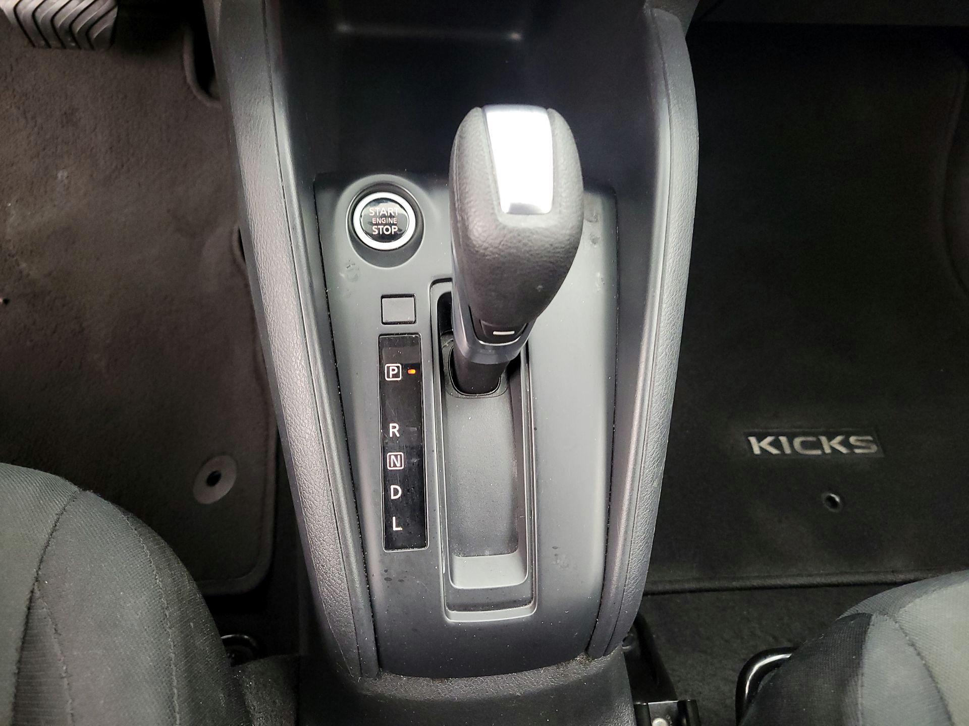 Thumbnail: 2024 Nissan Kicks - 17