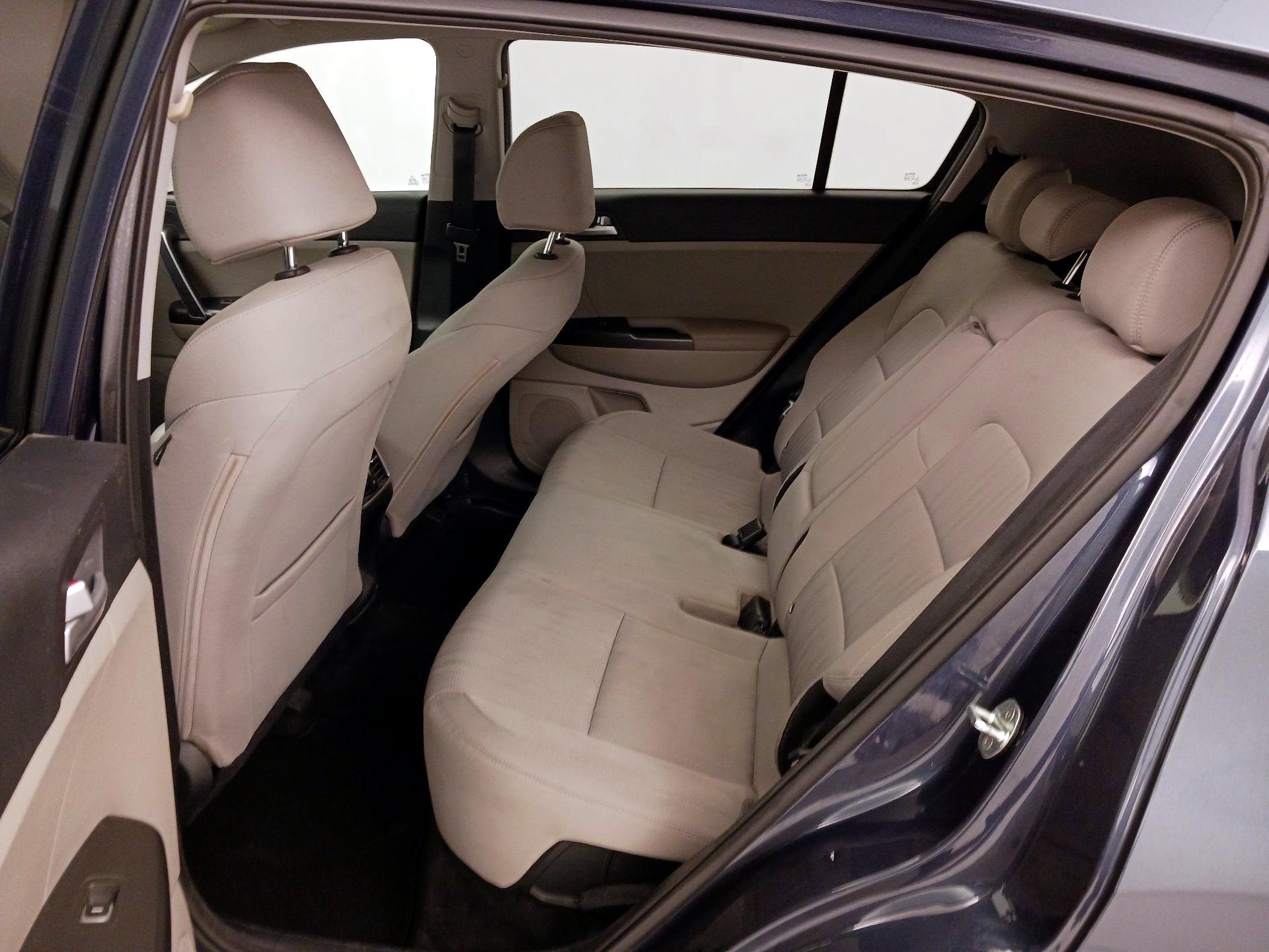 Thumbnail: 2021 Kia Sportage - 19