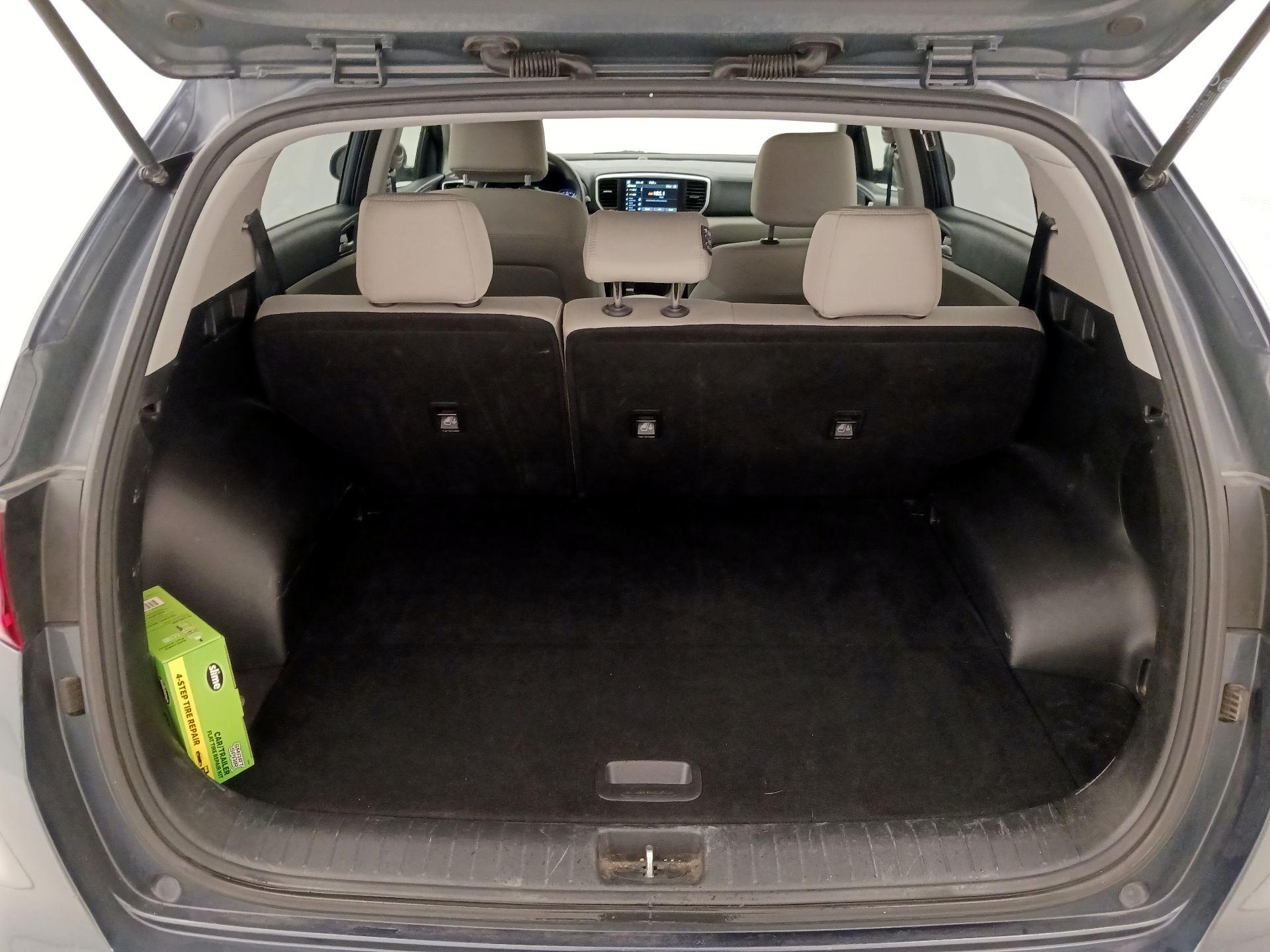 Thumbnail: 2021 Kia Sportage - 20