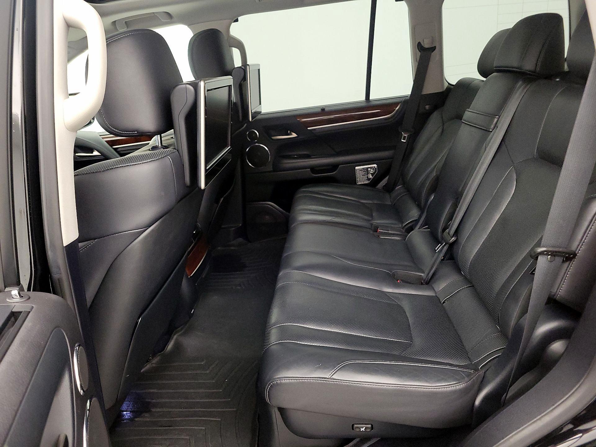 Thumbnail: 2016 Lexus LX - 20