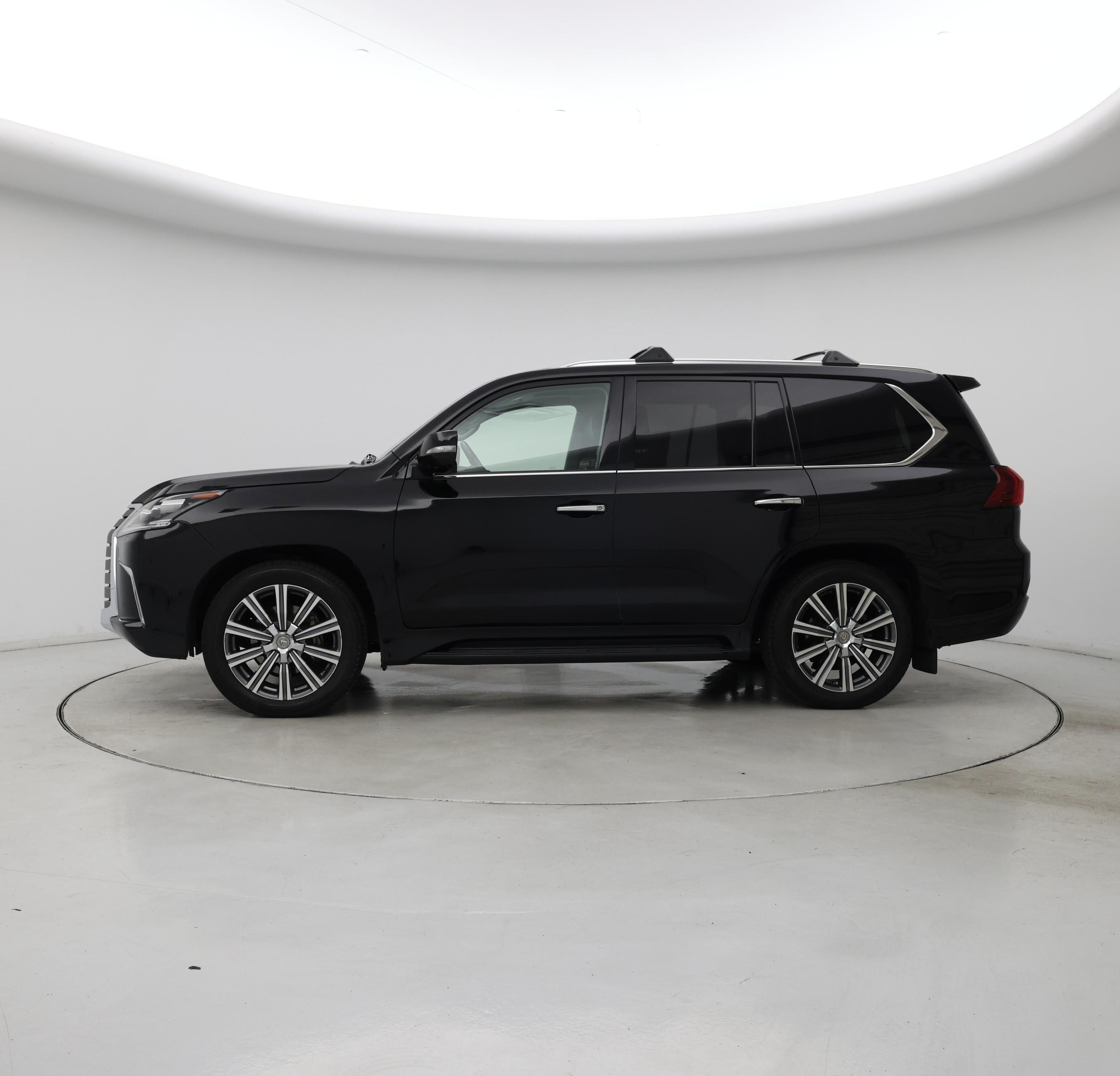 Thumbnail: 2016 Lexus LX - 3