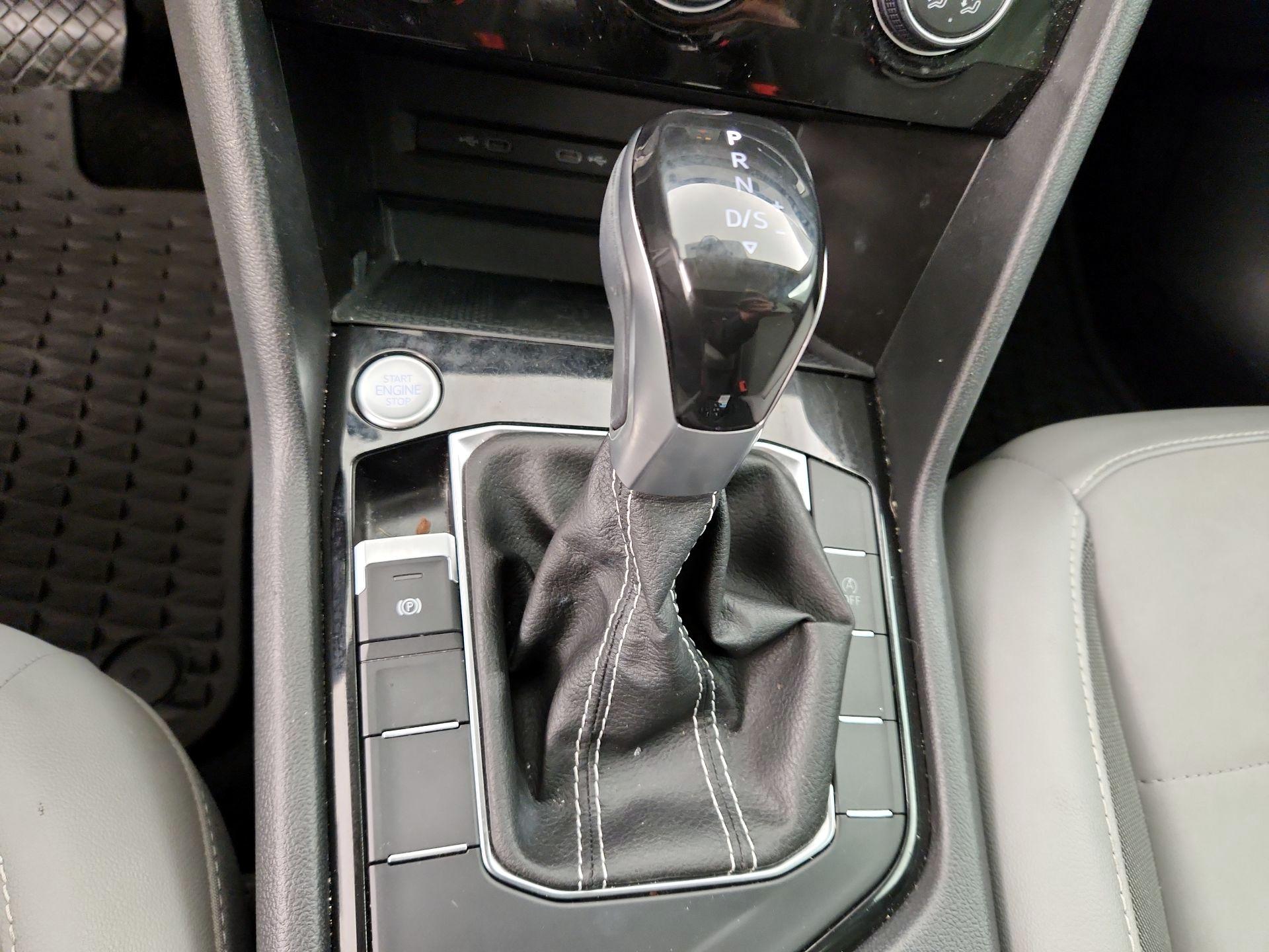 Thumbnail: 2023 Volkswagen Taos - 17