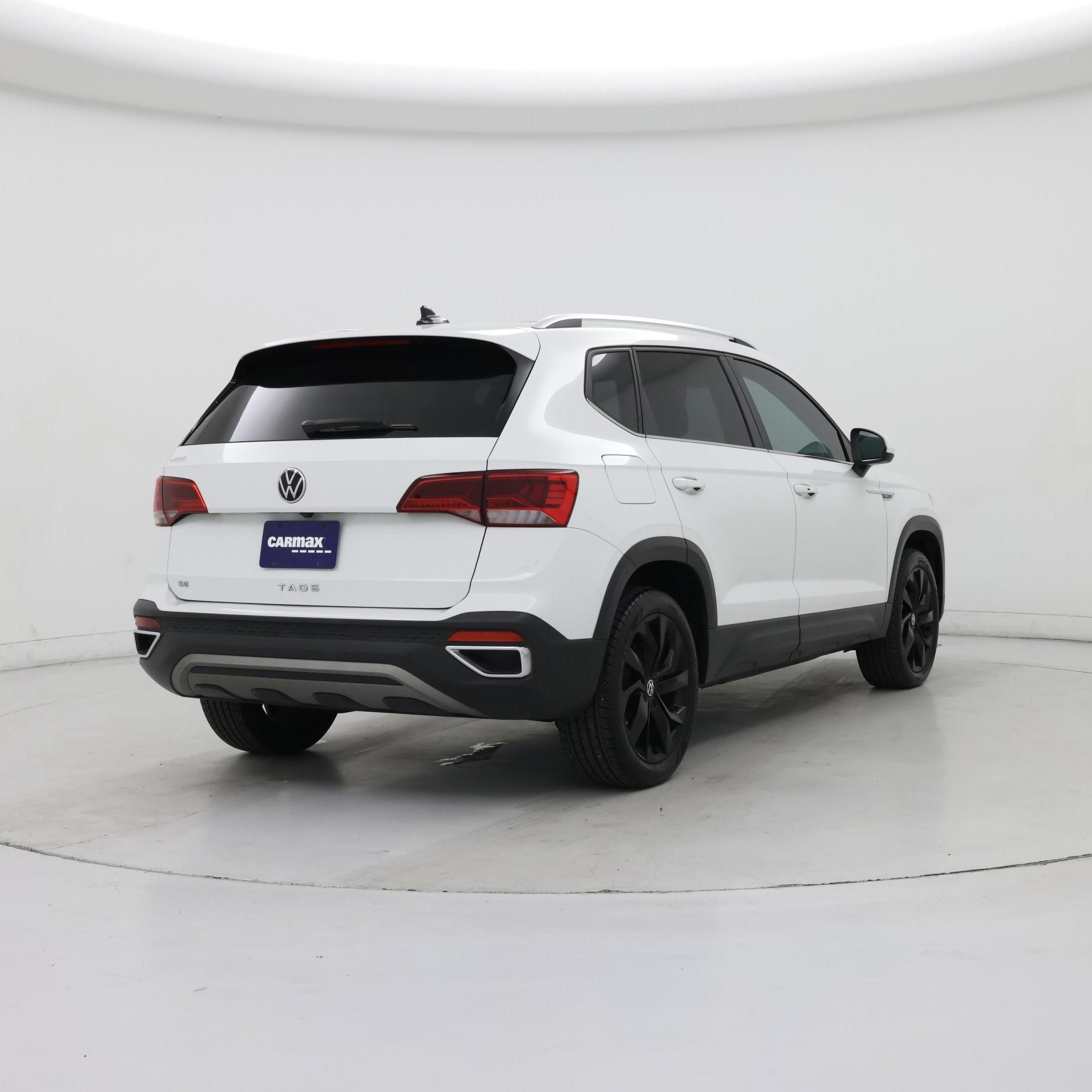 Thumbnail: 2023 Volkswagen Taos - 8