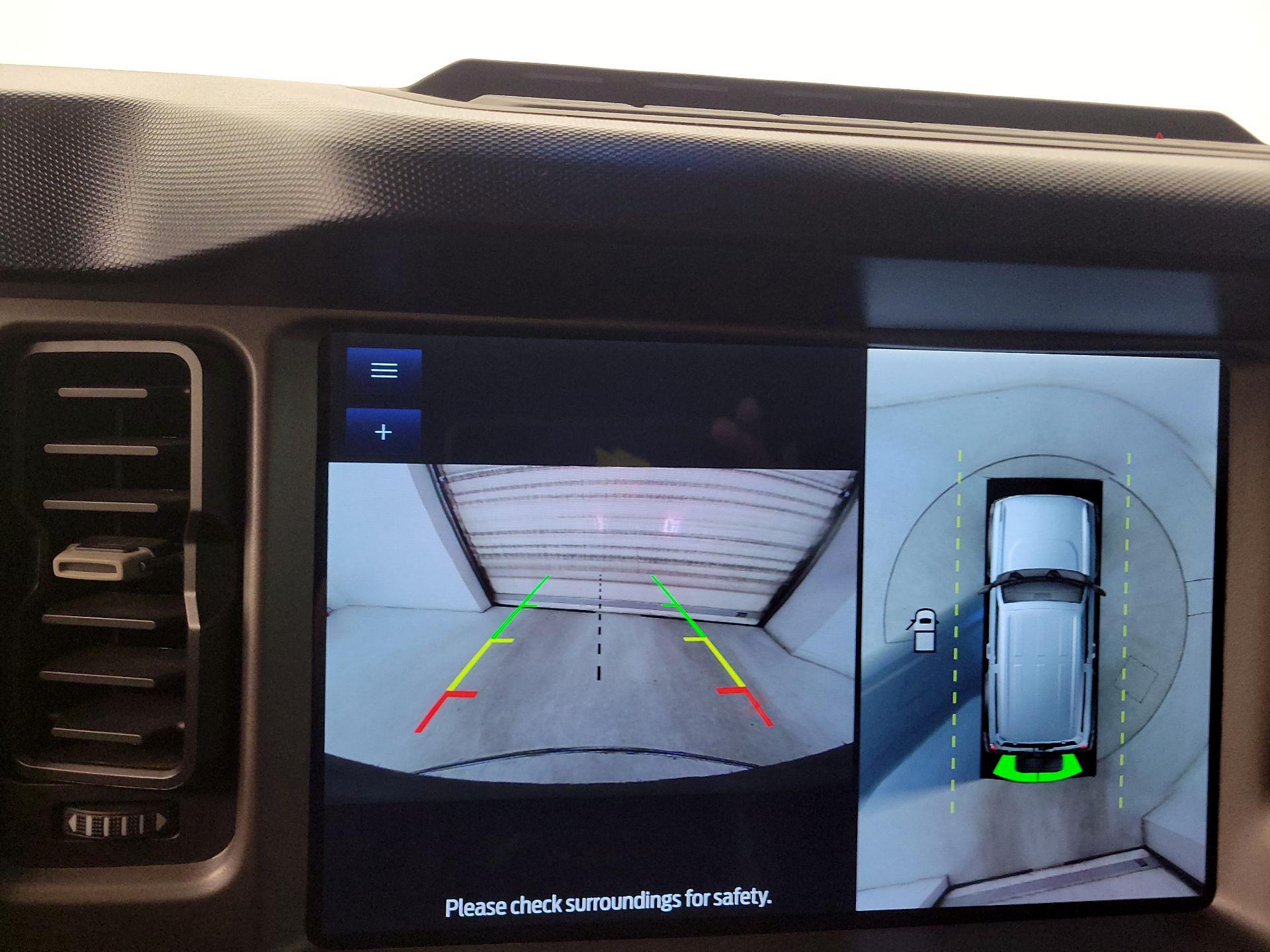 Thumbnail: 2021 Ford Bronco - 15