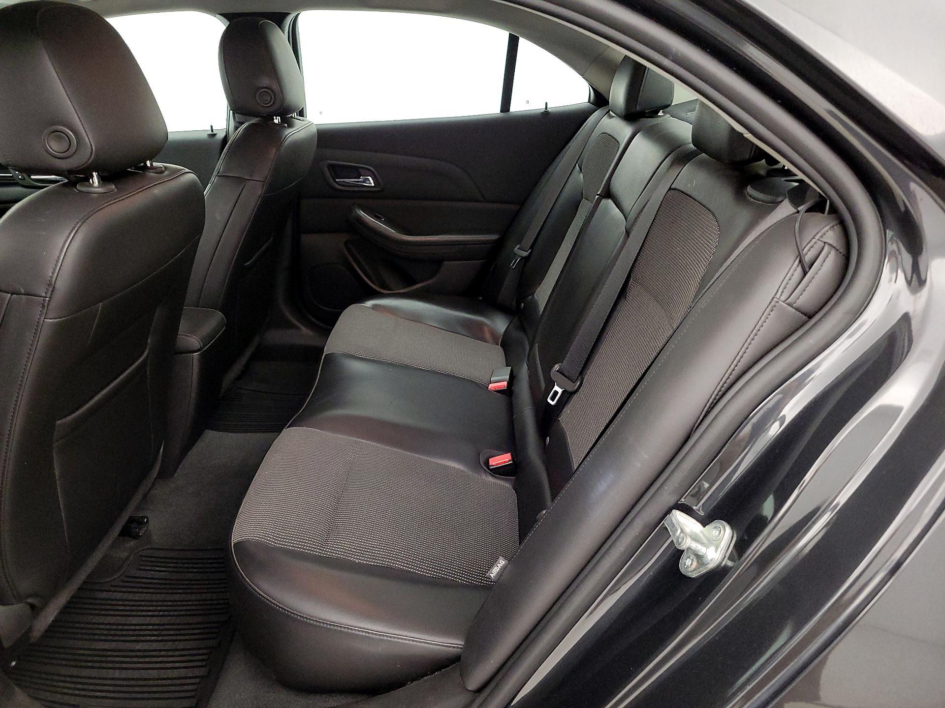 Thumbnail: 2014 Chevrolet Malibu - 19