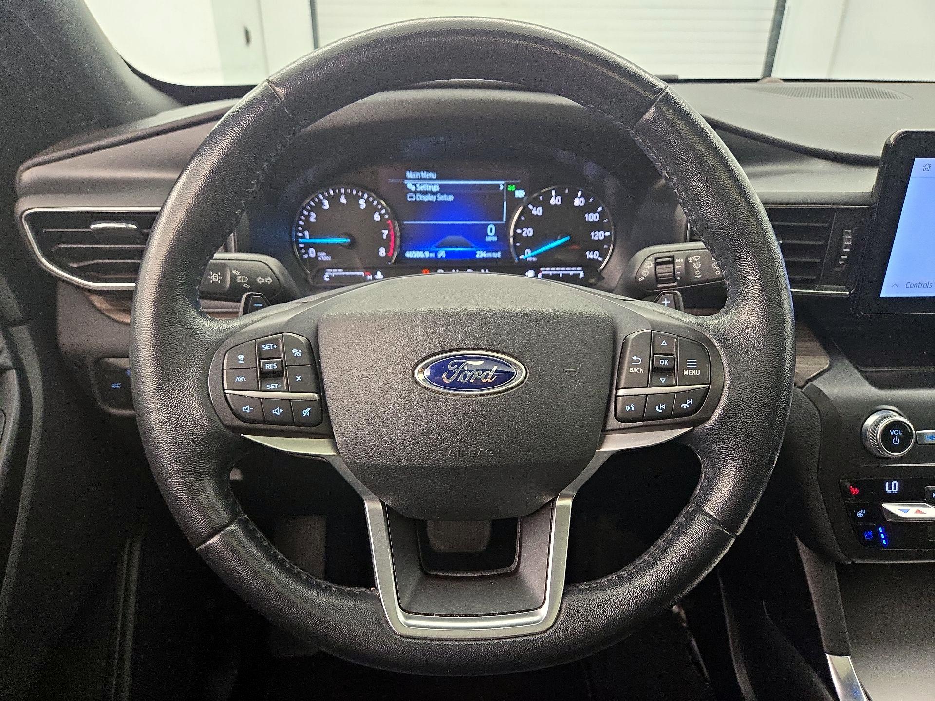 Thumbnail: 2020 Ford Explorer - 10