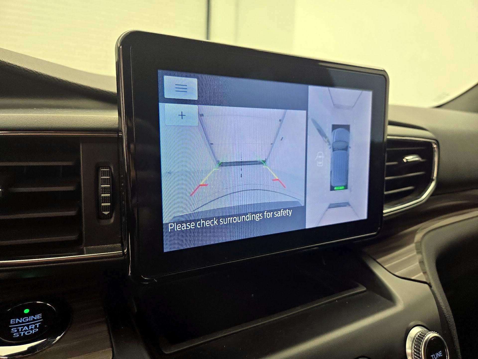 Thumbnail: 2020 Ford Explorer - 15