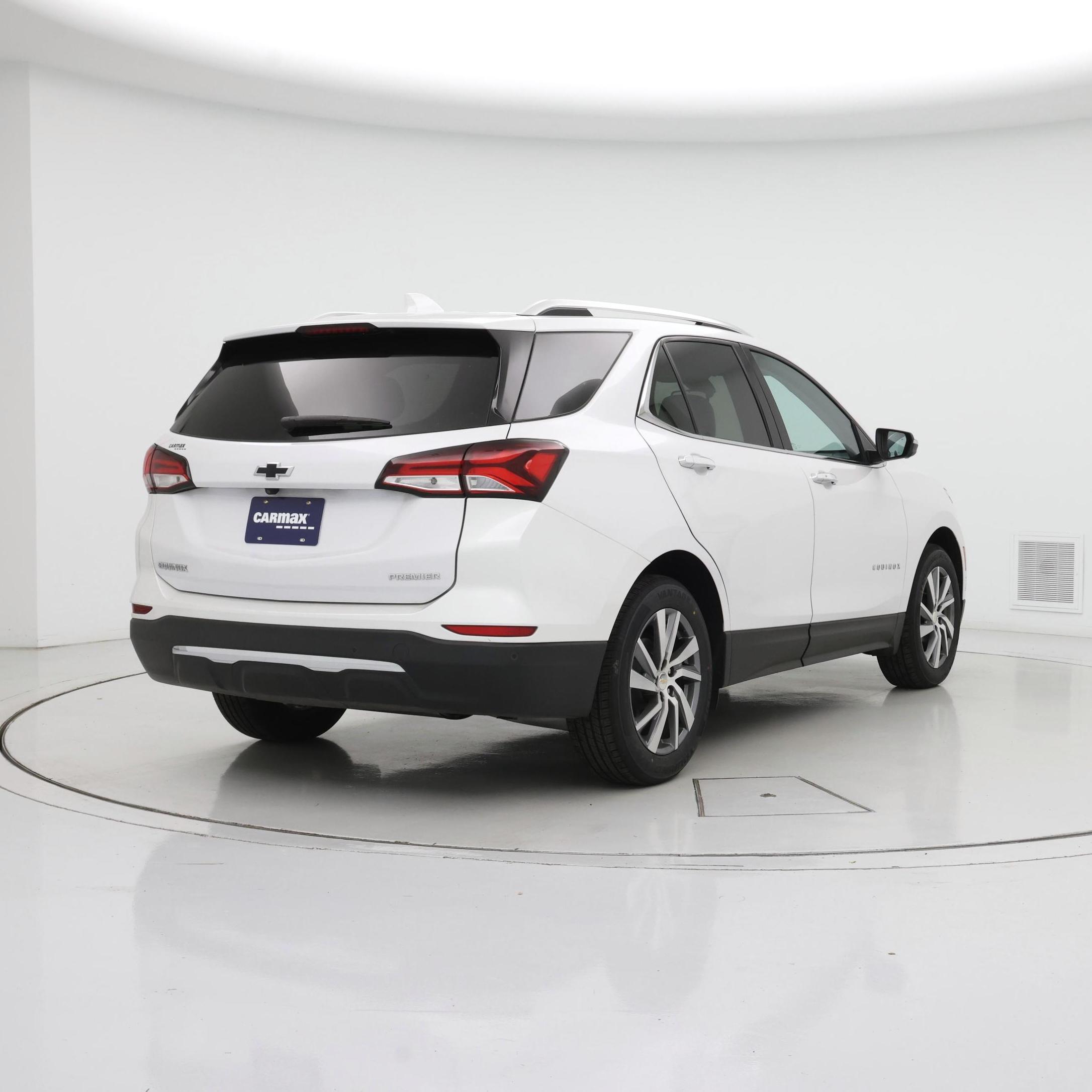 Thumbnail: 2023 Chevrolet Equinox - 8