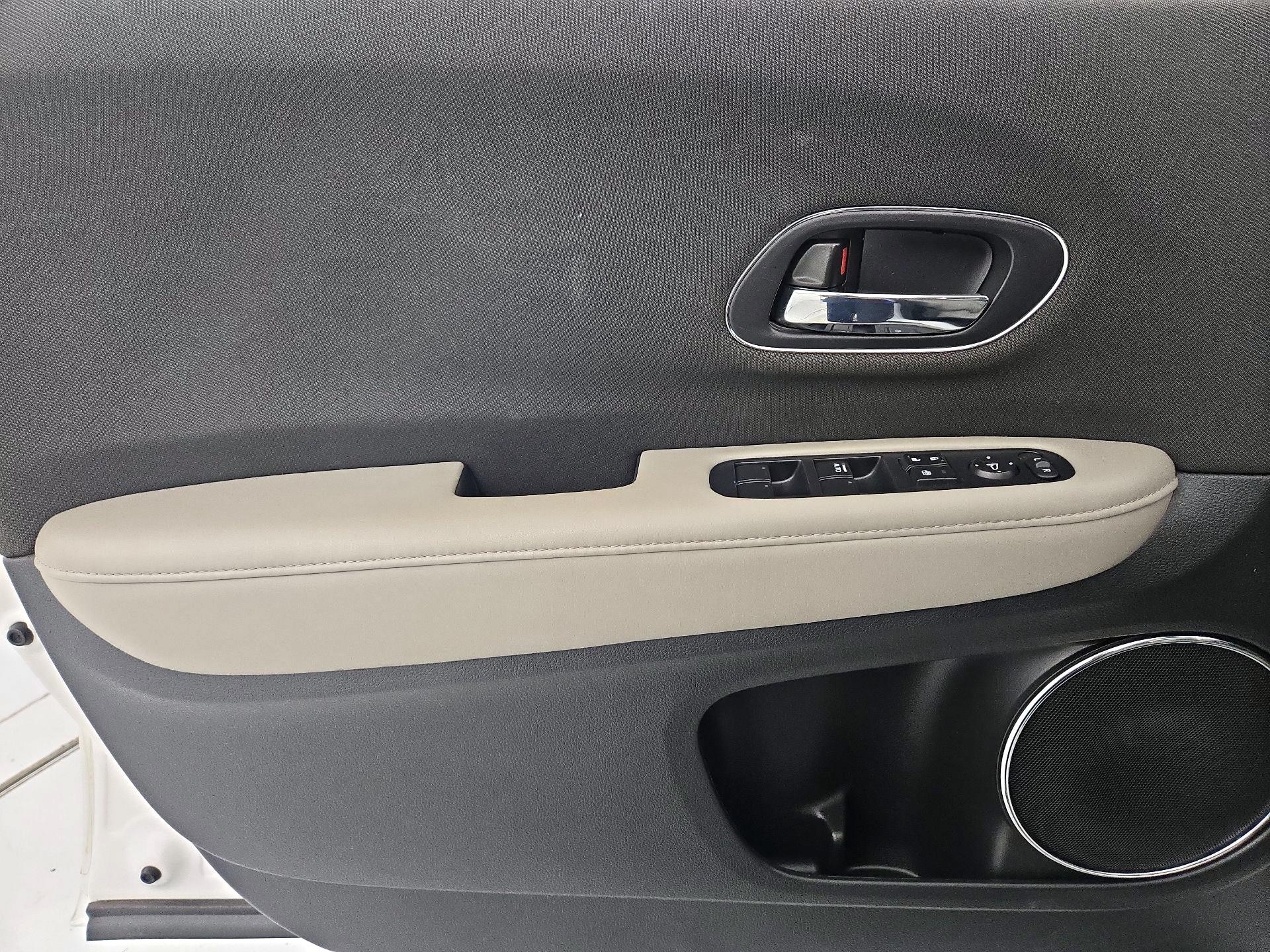 Thumbnail: 2022 Honda HR-V - 12