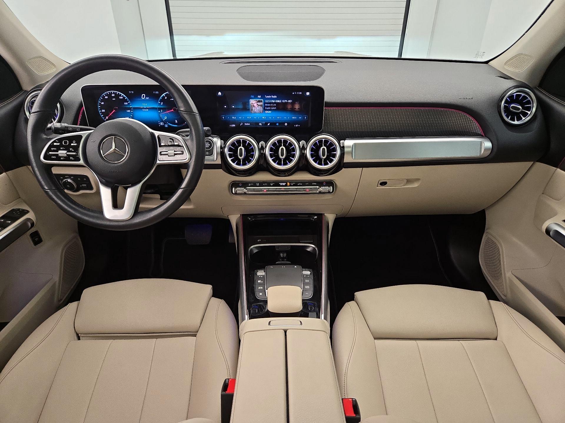 Thumbnail: 2021 Mercedes-Benz GLB - 9