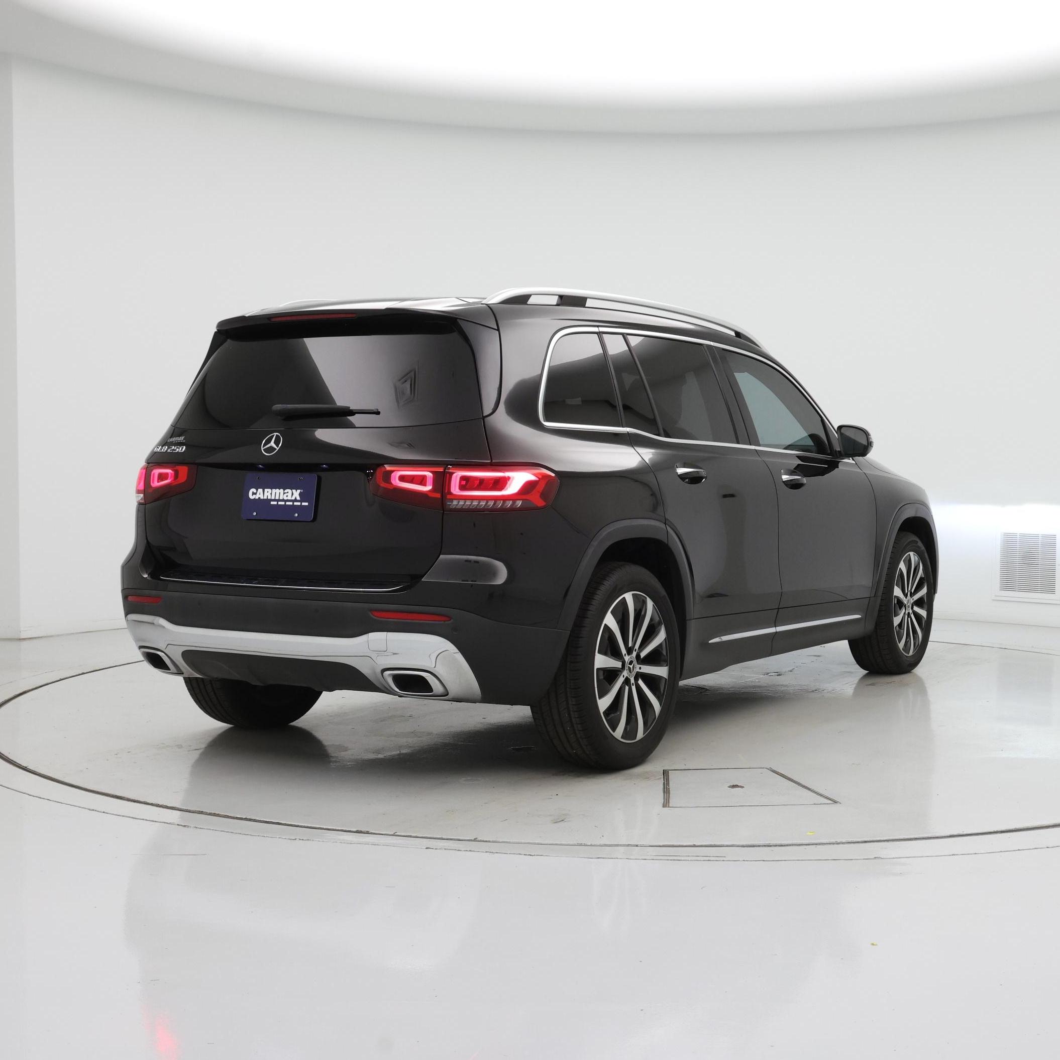 Thumbnail: 2021 Mercedes-Benz GLB - 8