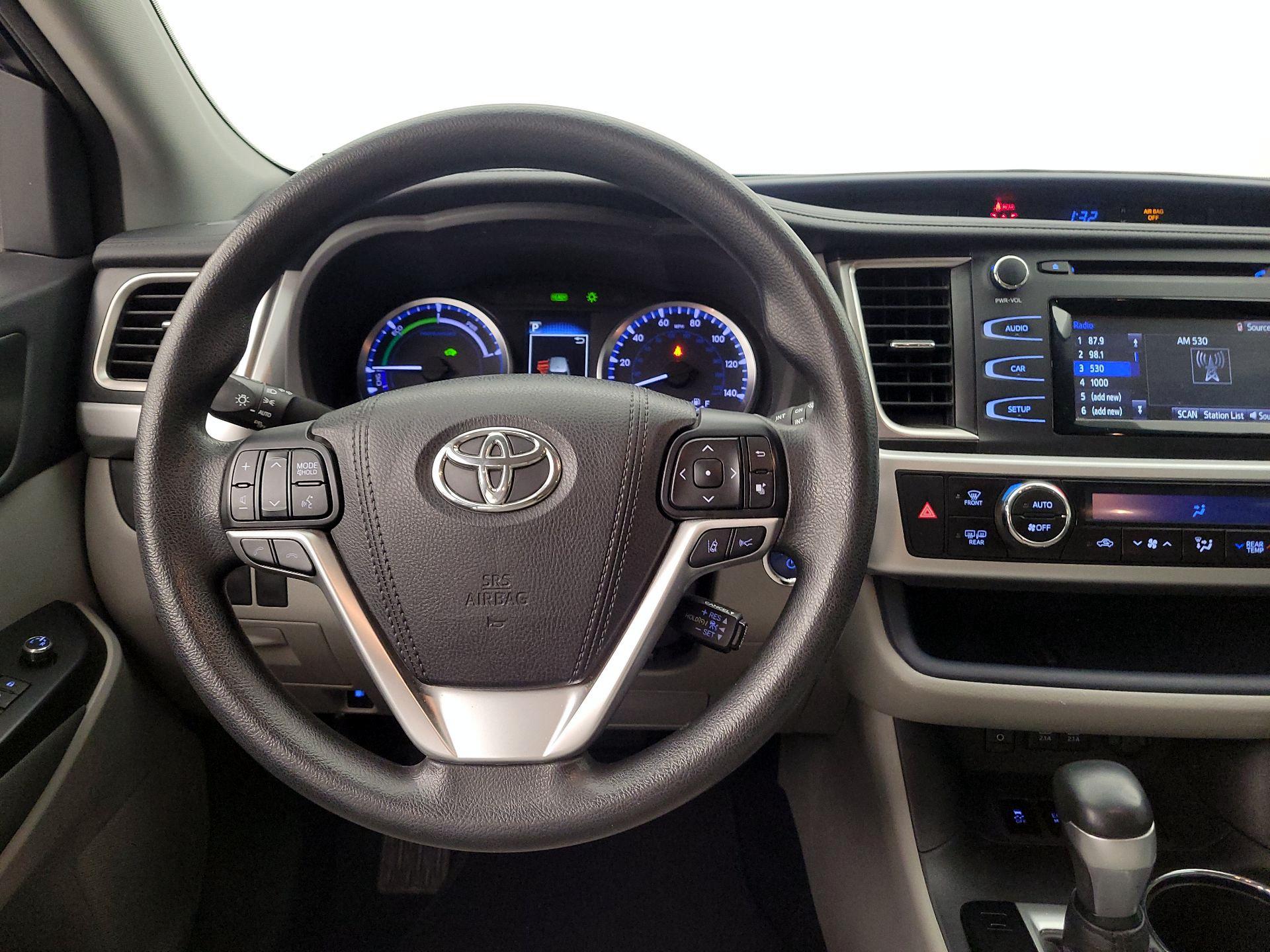 Thumbnail: 2018 Toyota Highlander - 10