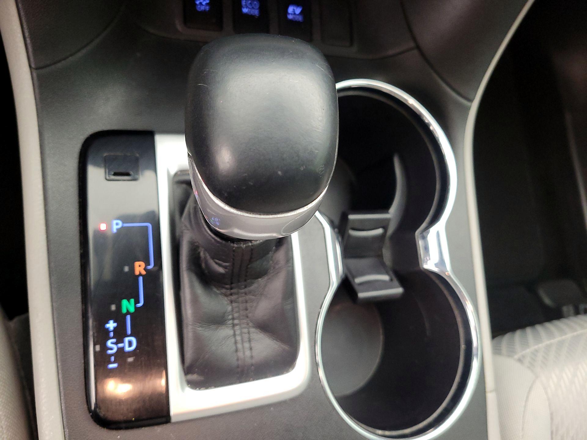 Thumbnail: 2018 Toyota Highlander - 17