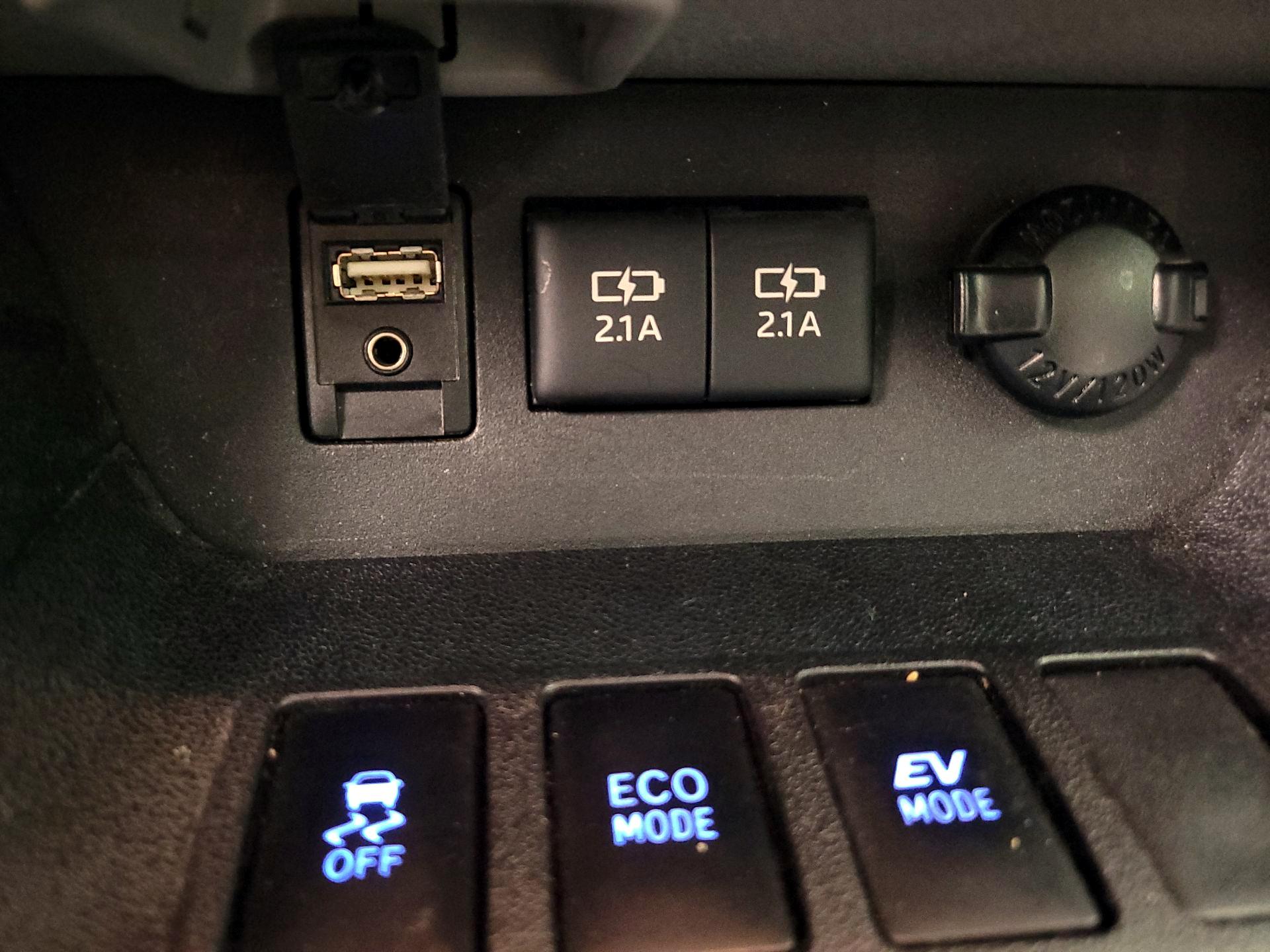 Thumbnail: 2018 Toyota Highlander - 18