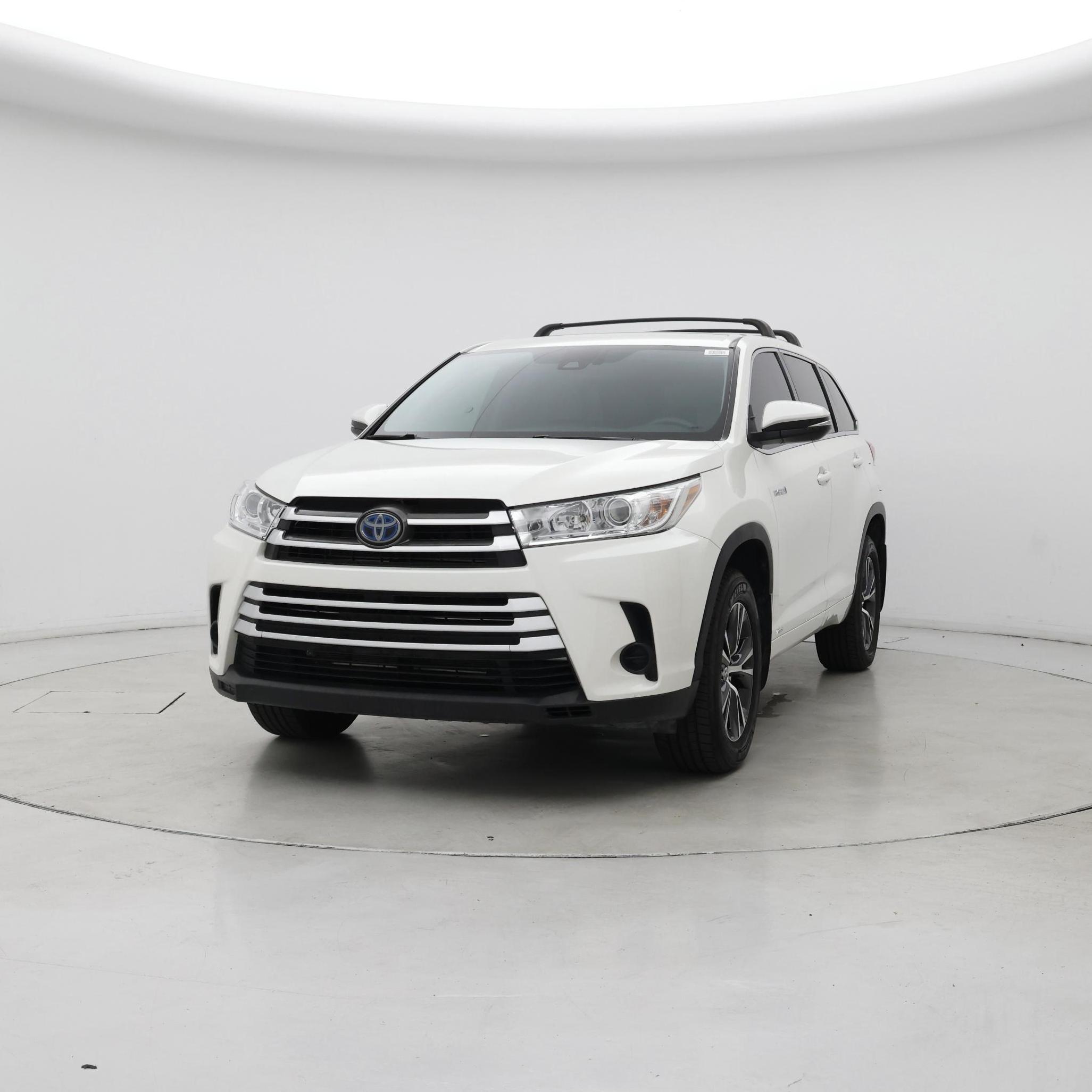 Thumbnail: 2018 Toyota Highlander - 4
