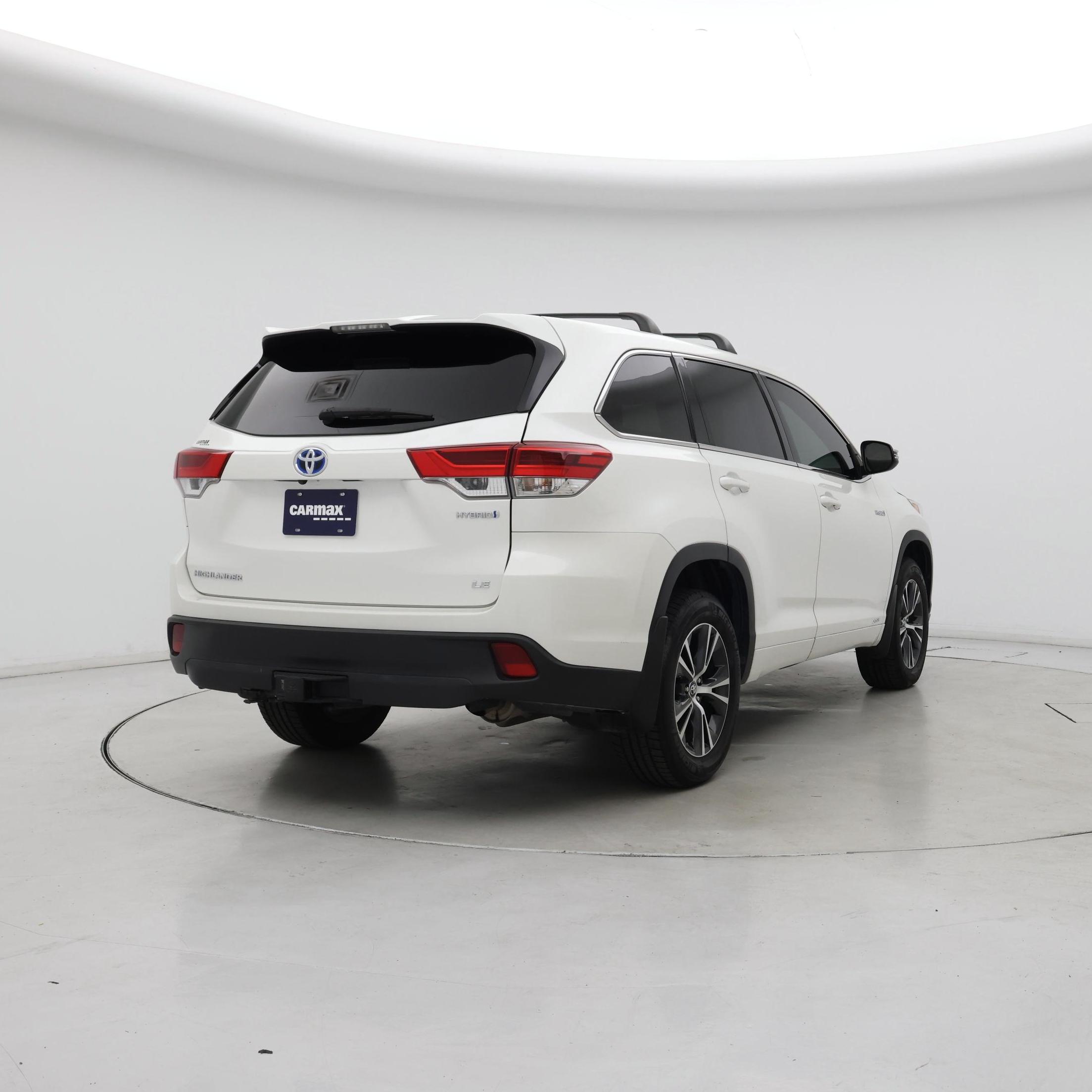 Thumbnail: 2018 Toyota Highlander - 8