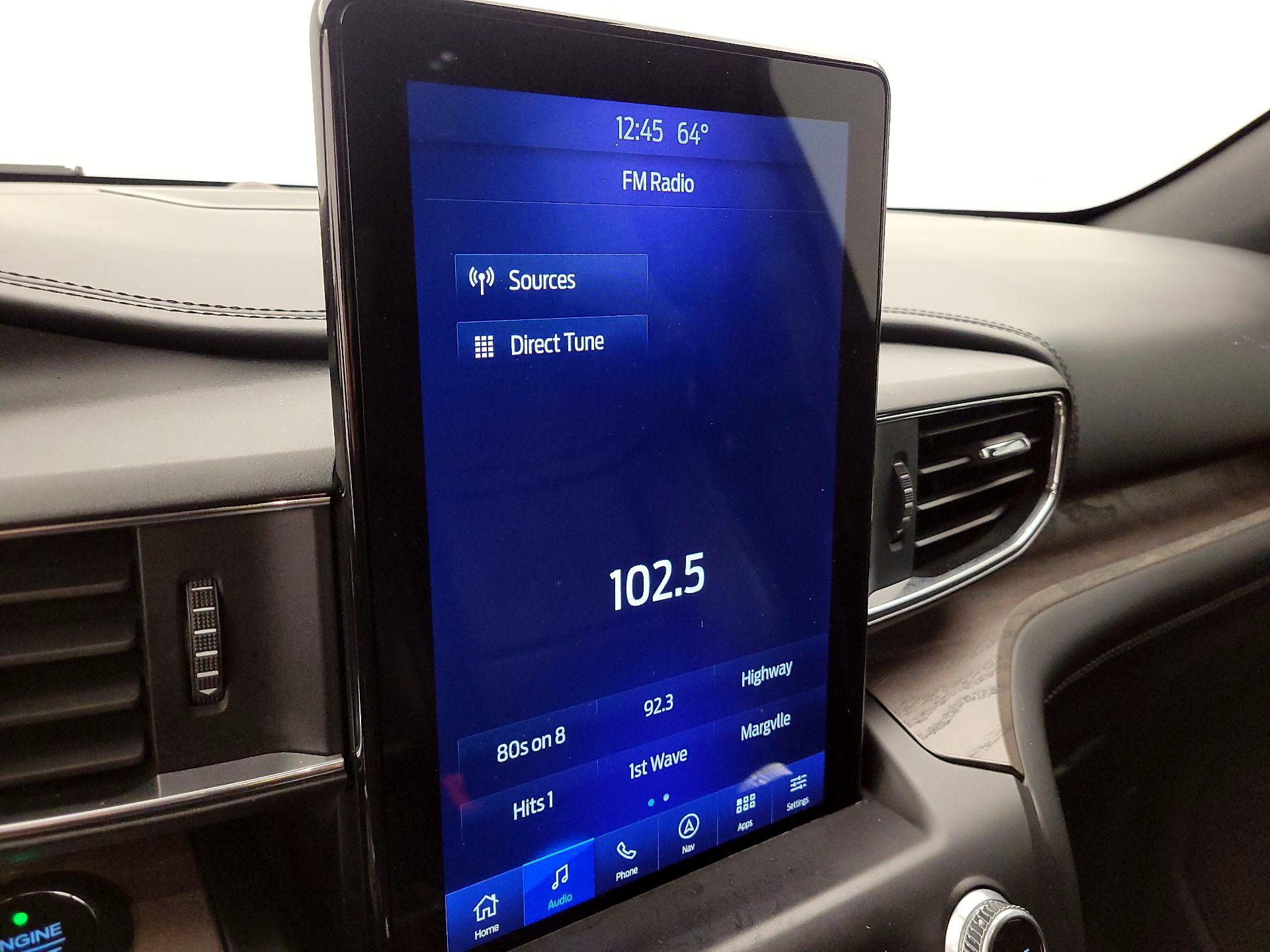 Thumbnail: 2020 Ford Explorer - 16